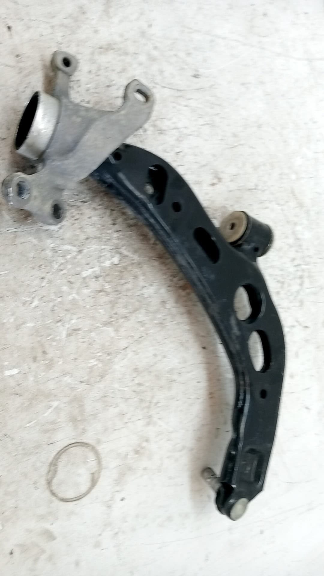 Brazo suspension inferior delantero izquierdo MINI 2
