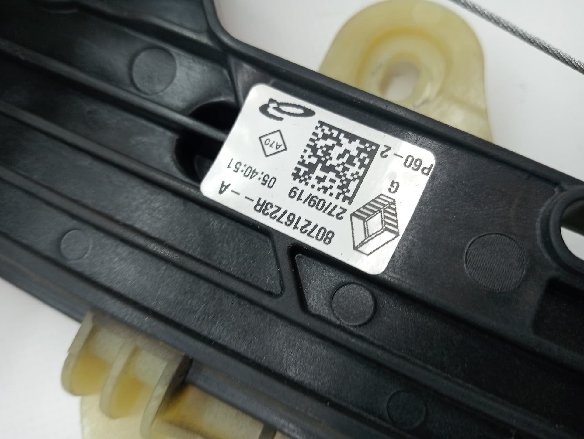 Elevalunas delantero izquierdo RENAULT CLIO IV 3