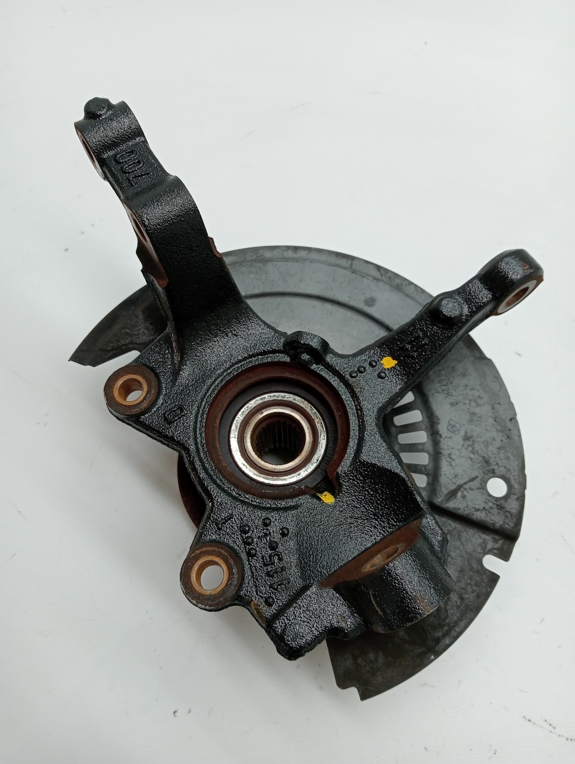 Mangueta delantera derecha RENAULT CLIO IV 3