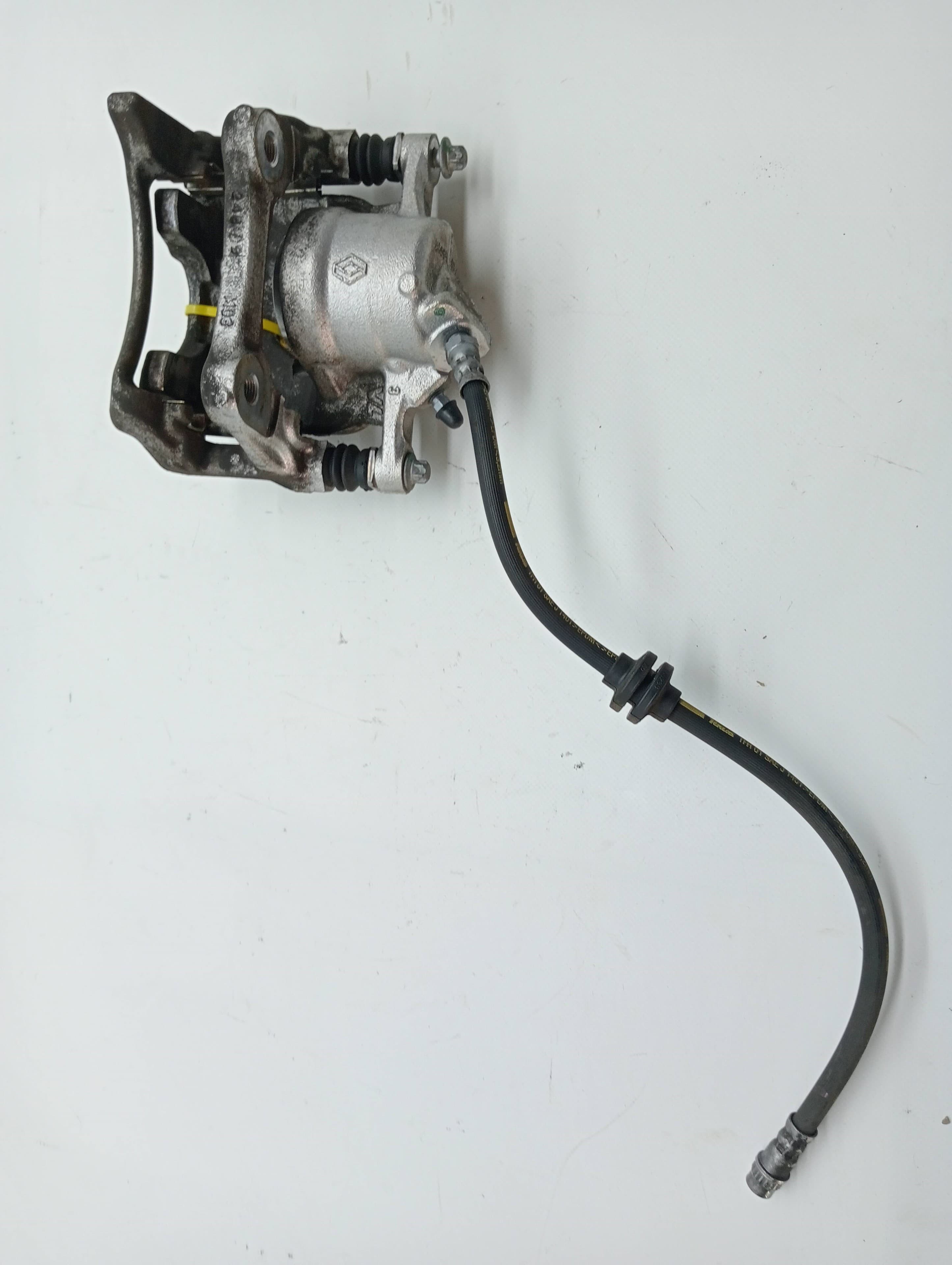 Recambio RENAULT CLIO IV ref. 410016702R 2