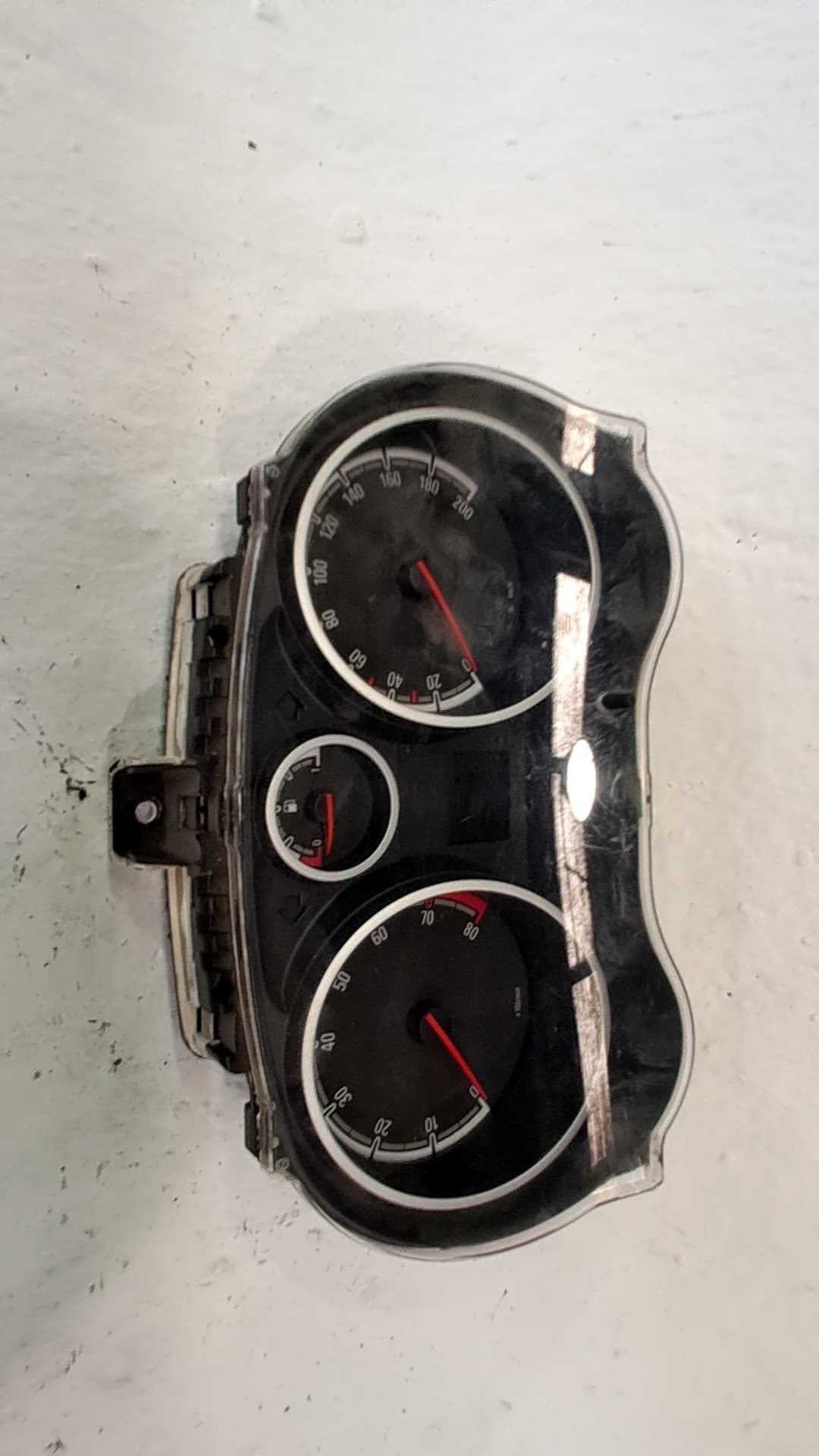 Cuadro instrumentos OPEL CORSA D