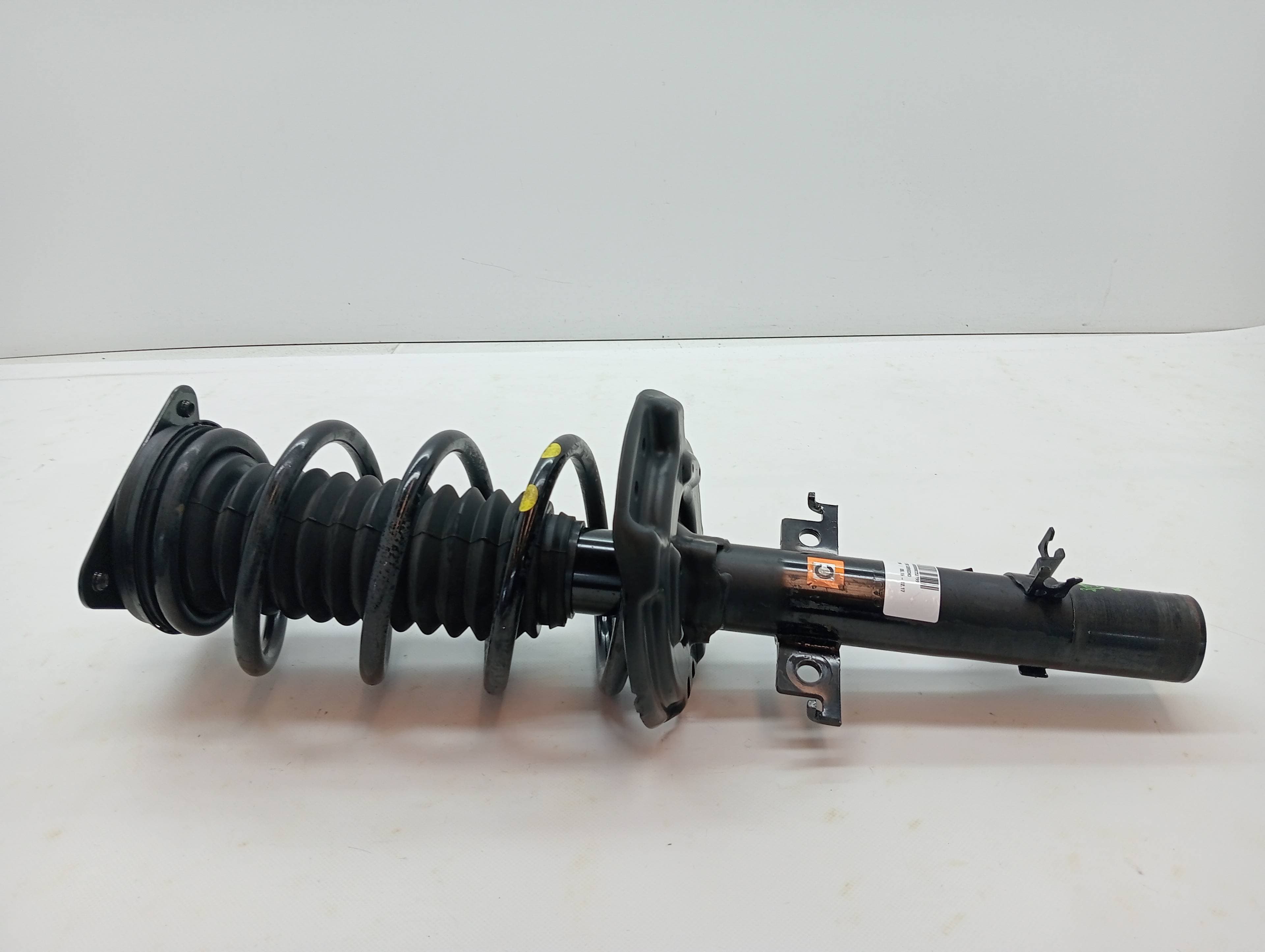 Amortiguador delantero derecho NISSAN X-TRAIL (T32)