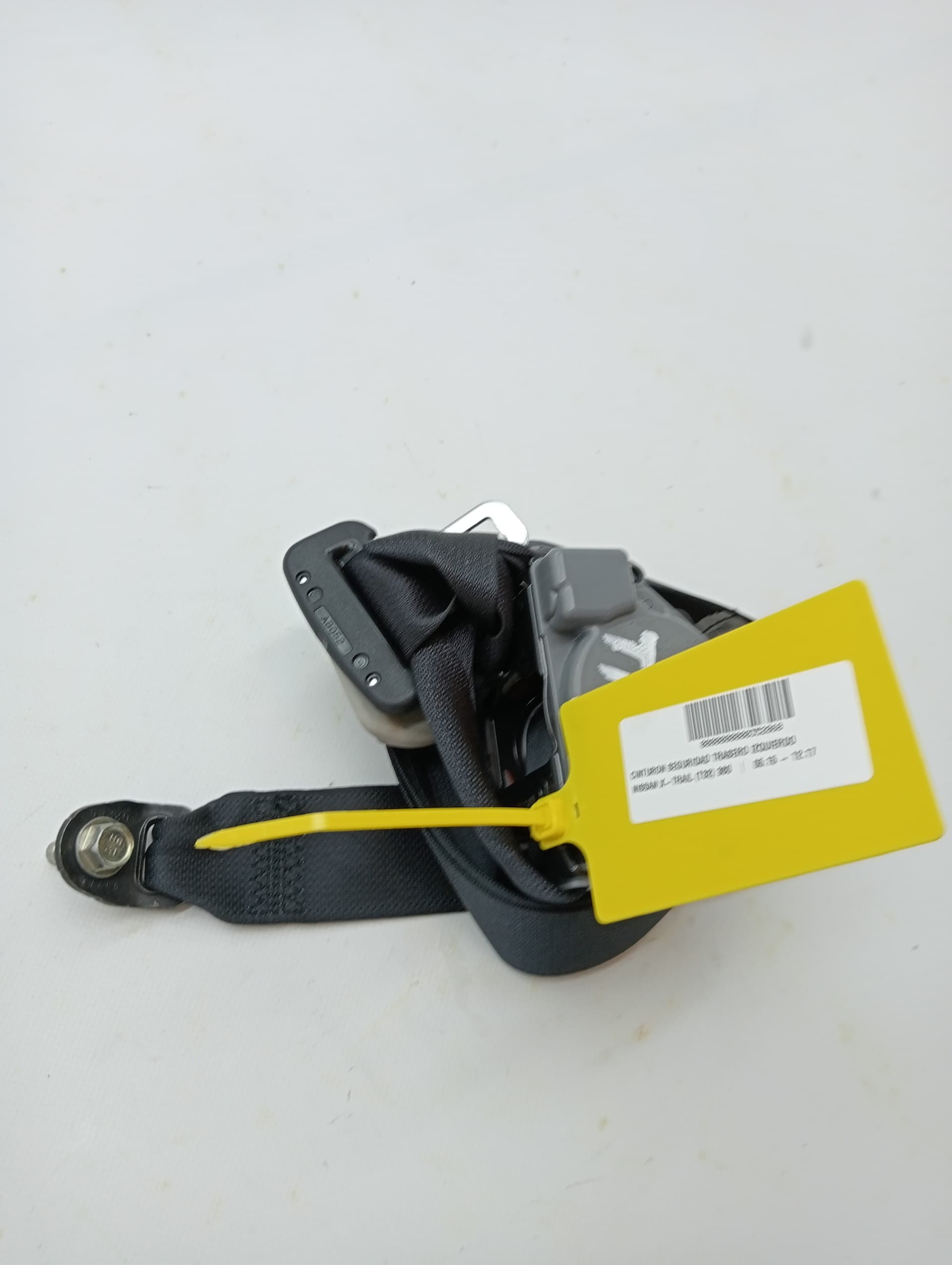Cinturon seguridad trasero izquierdo NISSAN X-TRAIL (T32)