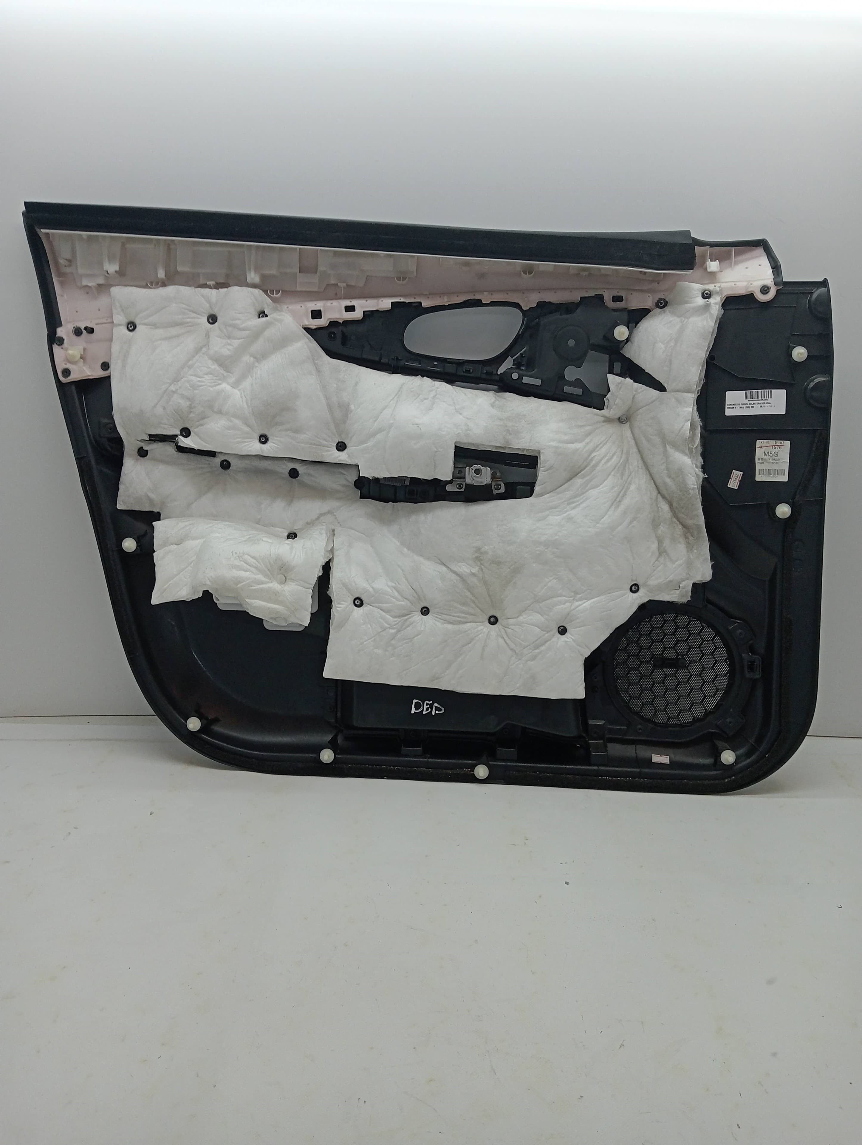 Guarnecido puerta delantera derecha NISSAN X-TRAIL (T32) 3