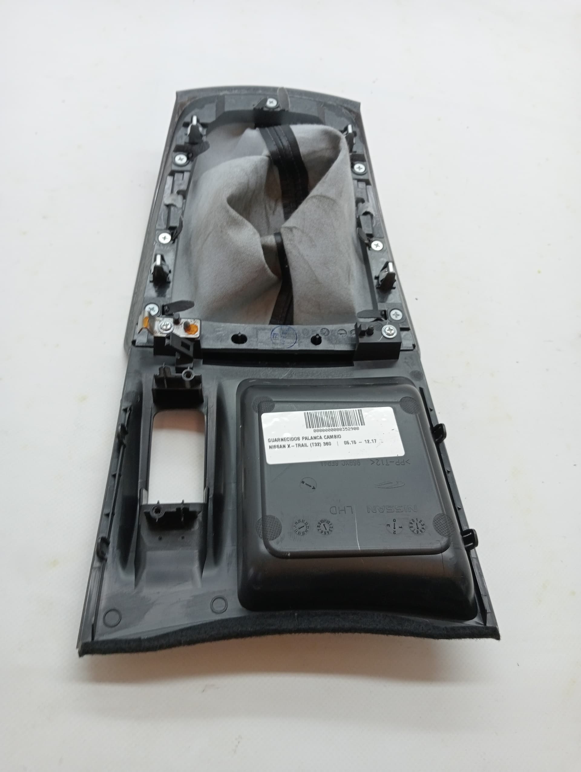 Guarnecidos palanca cambio NISSAN X-TRAIL (T32) 3