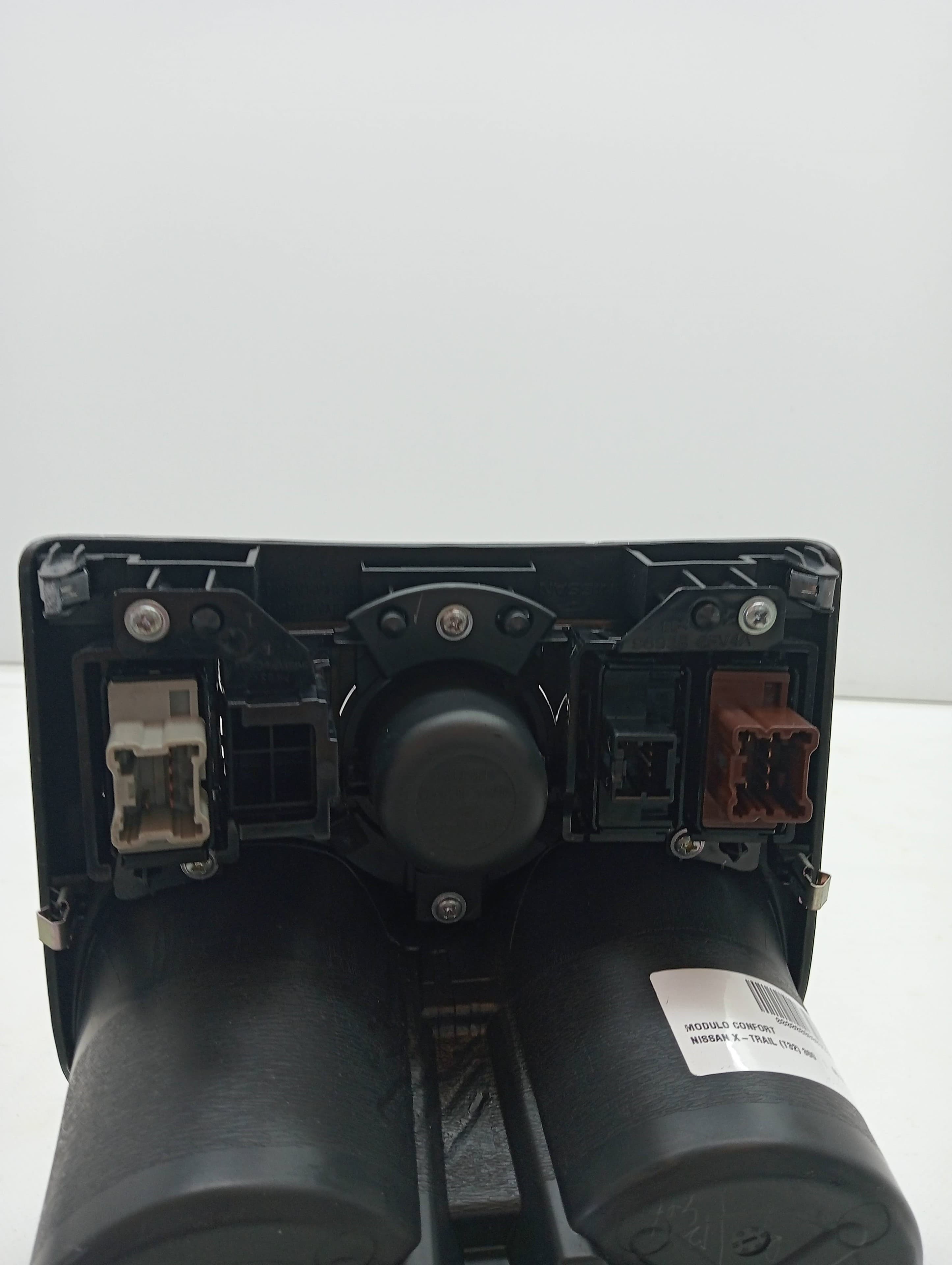 Consola central NISSAN X-TRAIL (T32) 2