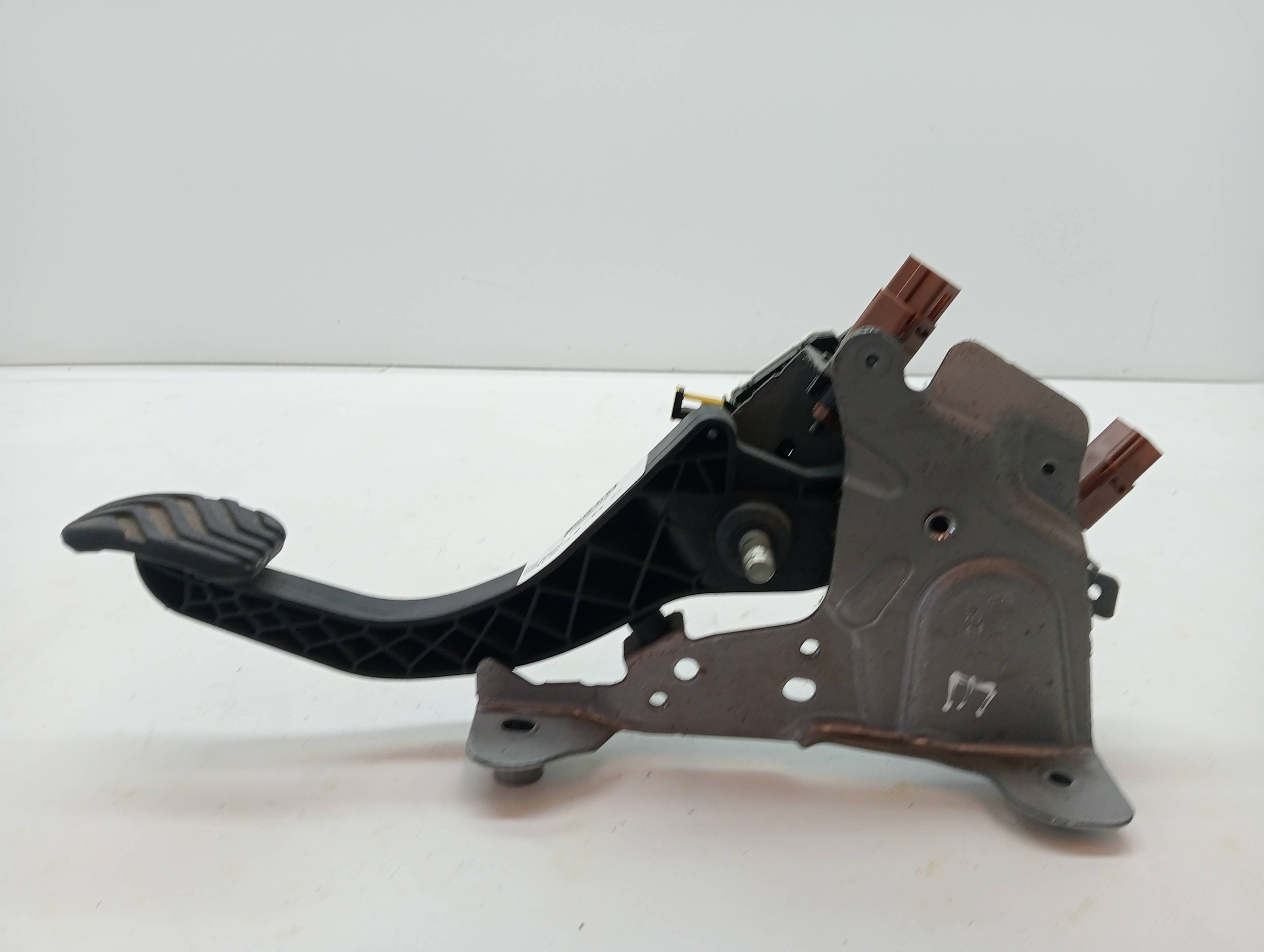 Pedal embrague NISSAN X-TRAIL (T32)