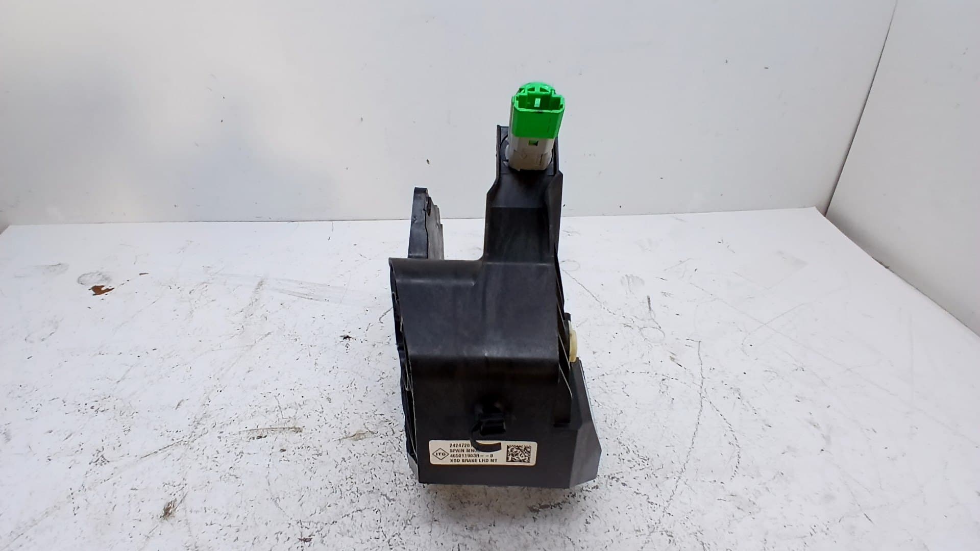 Pedal freno RENAULT MASTER IV FURGONETA 4