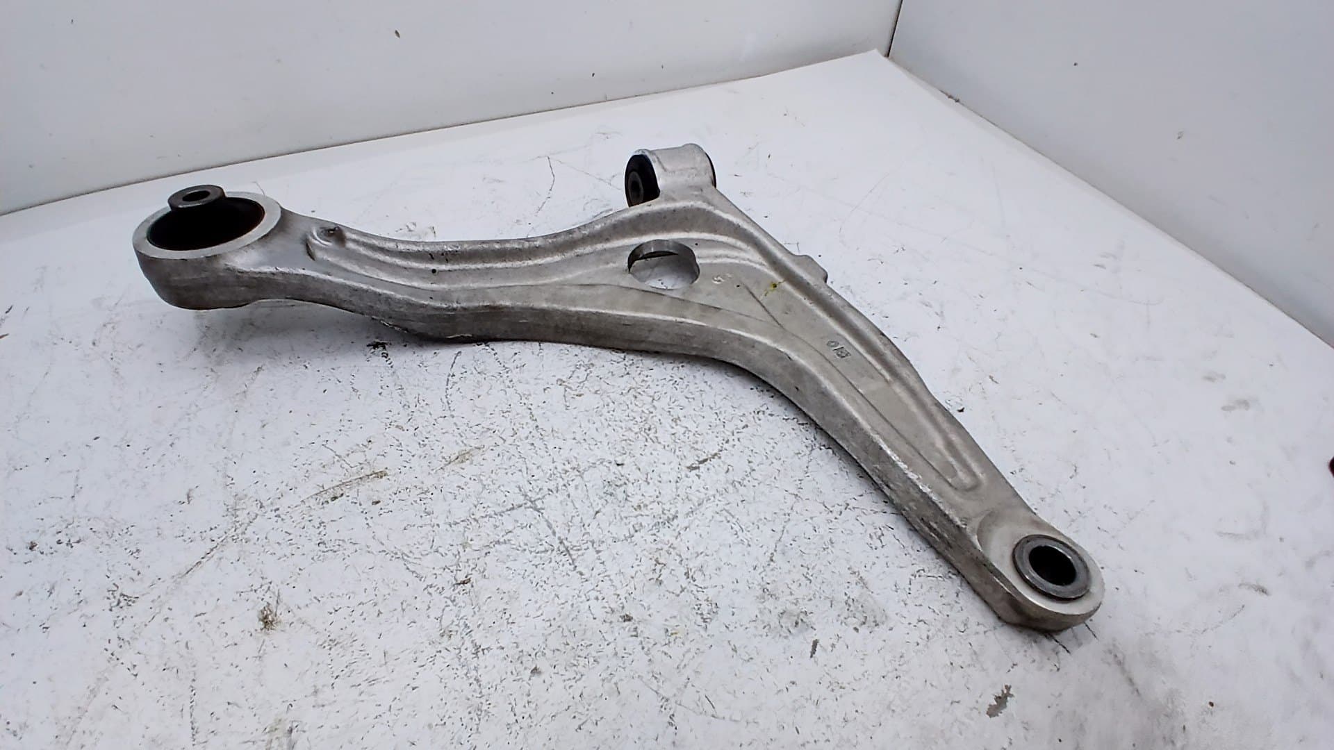 Brazo suspension inferior delantero derecho RENAULT MASTER IV FURGONETA 3