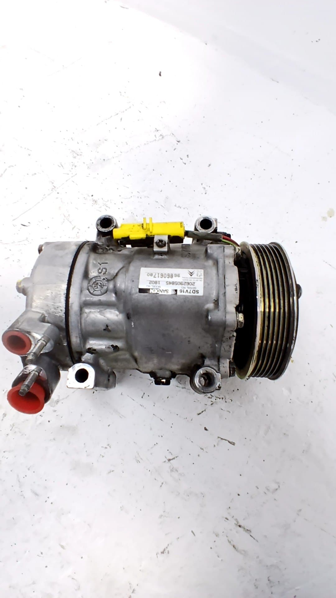 Recambio CITROEN JUMPY ref. 9686061780