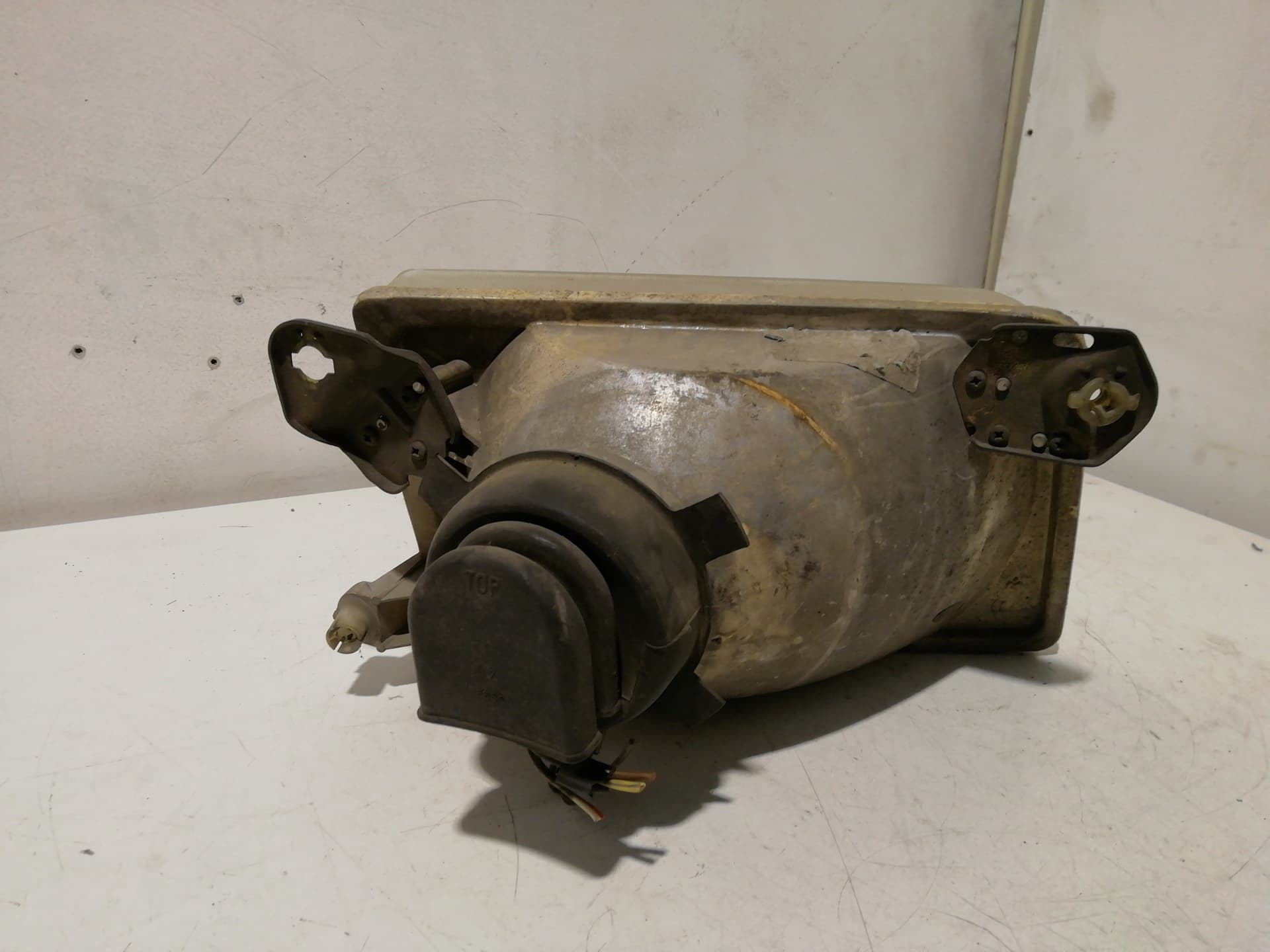 Faro izquierdo FORD TRANSIT CAJA ABIERTA 06 2