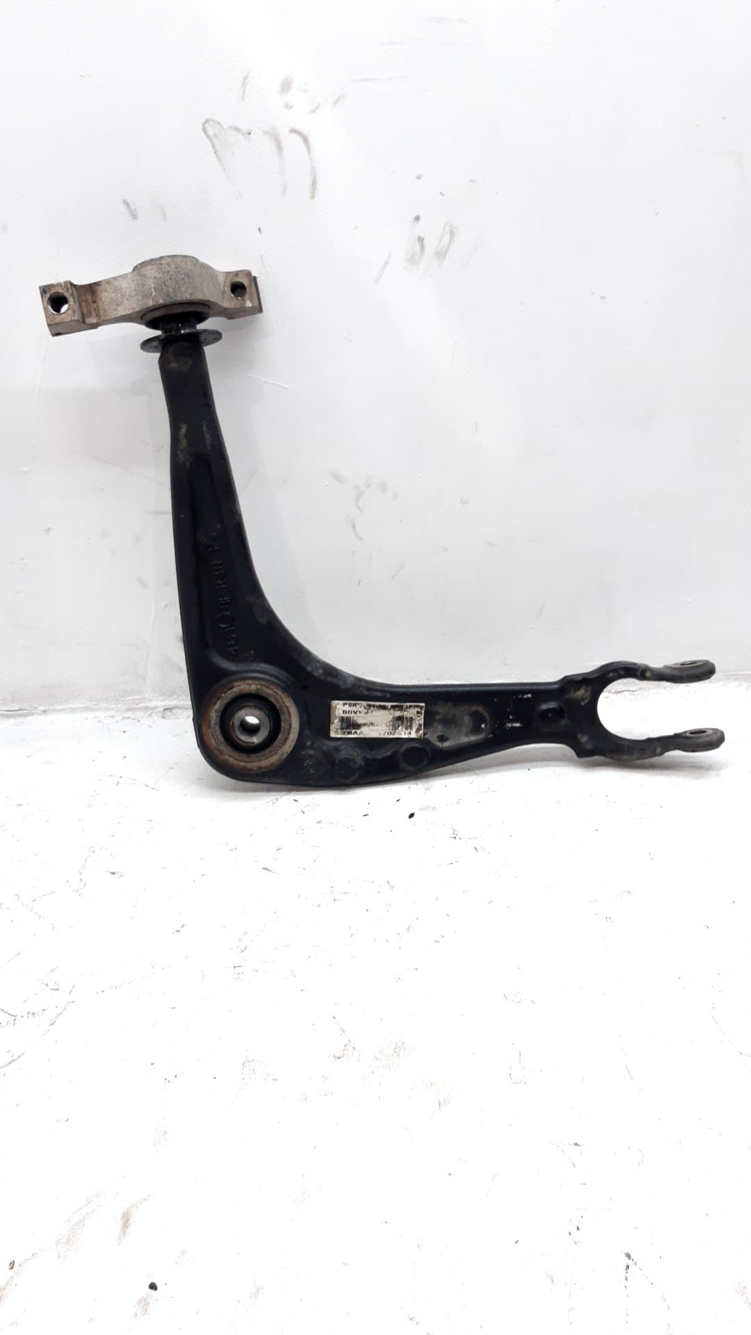 Brazo suspension inferior delantero izquierdo PEUGEOT 508 SW I (8E_) 2