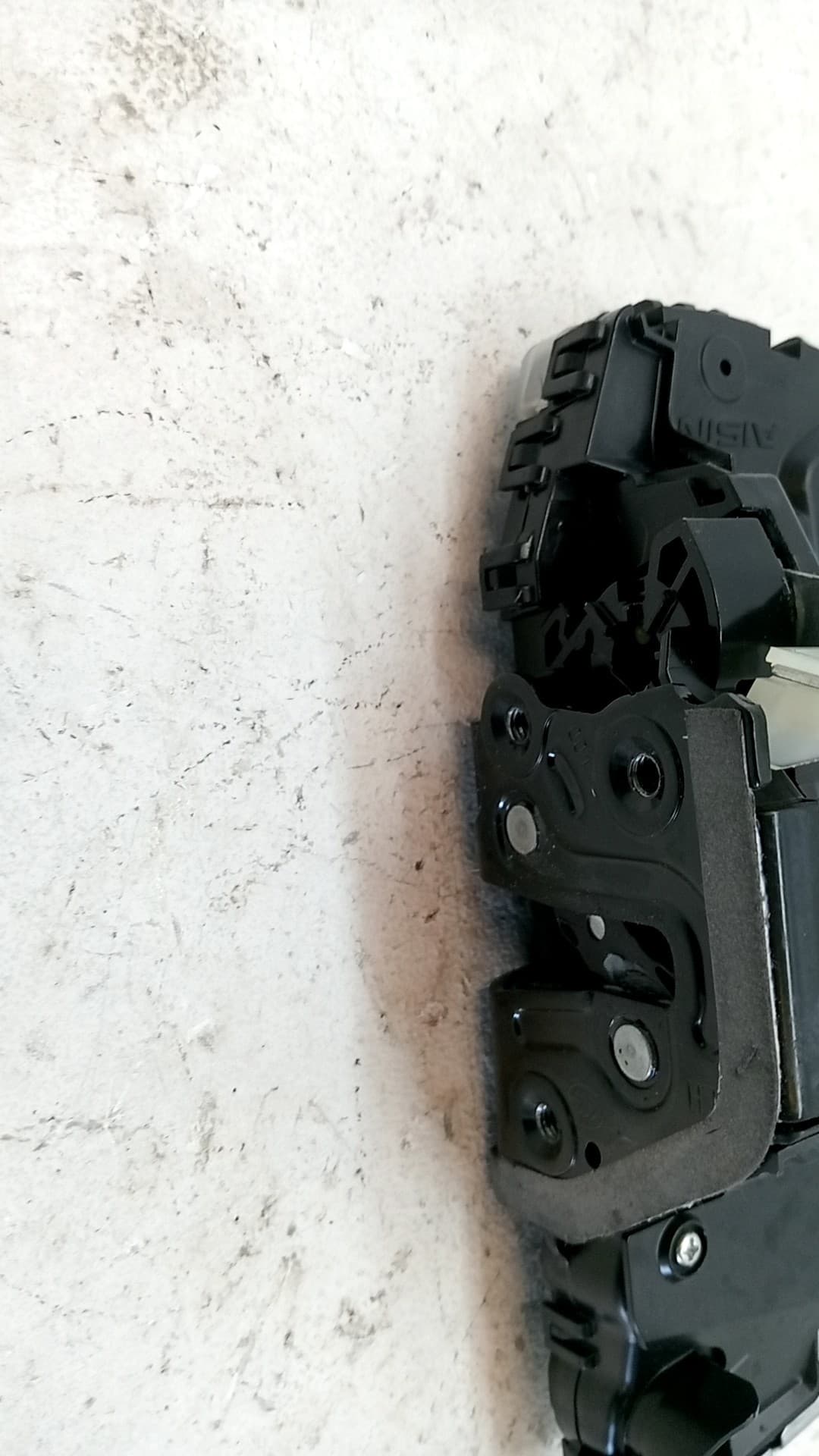 Cerradura puerta delantera izquierda LEXUS UX 2