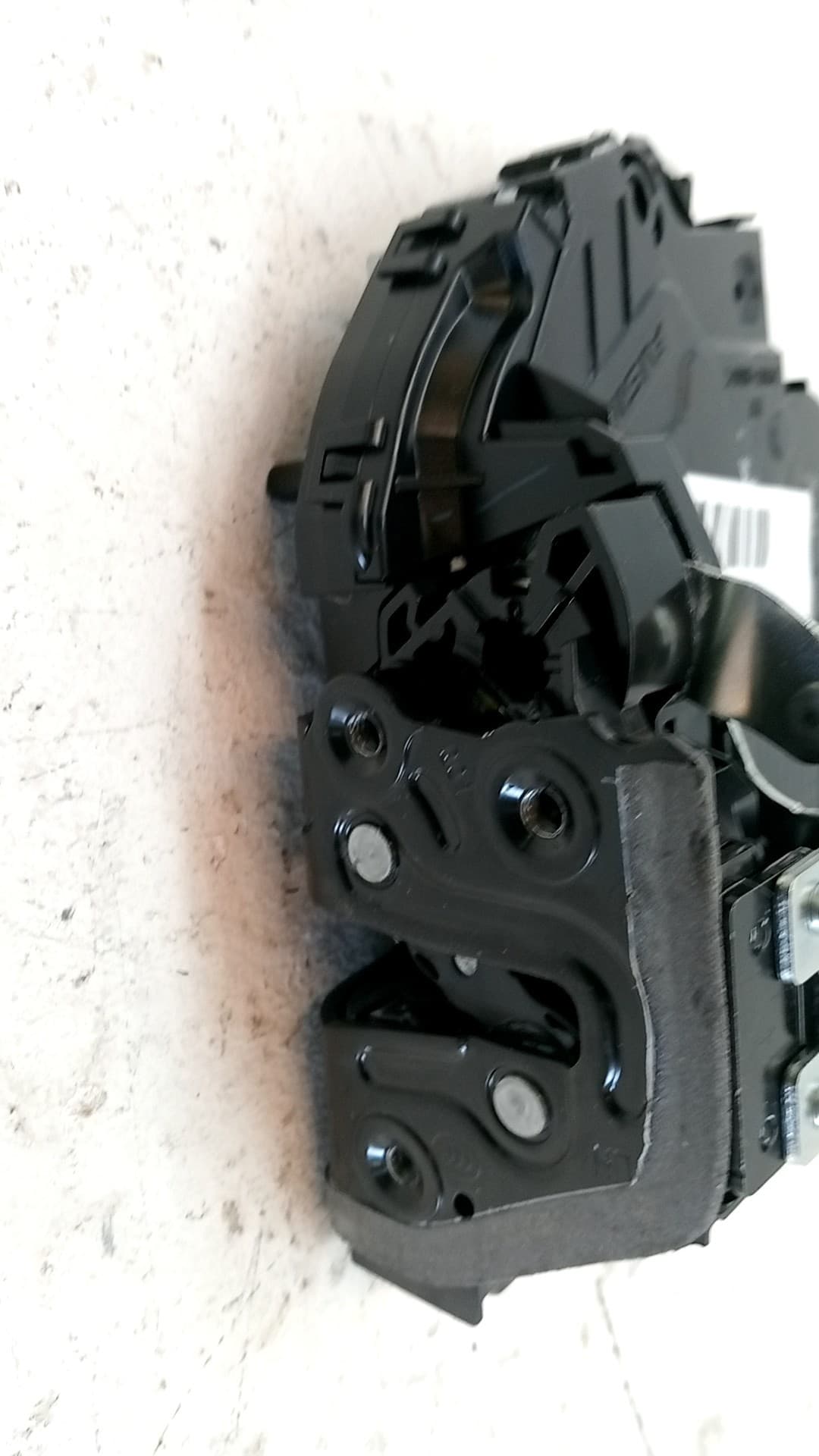 Cerradura puerta trasera izquierda LEXUS UX 2