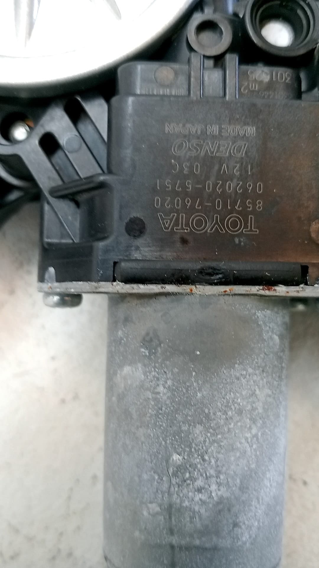 Elevalunas delantero derecho LEXUS UX 3