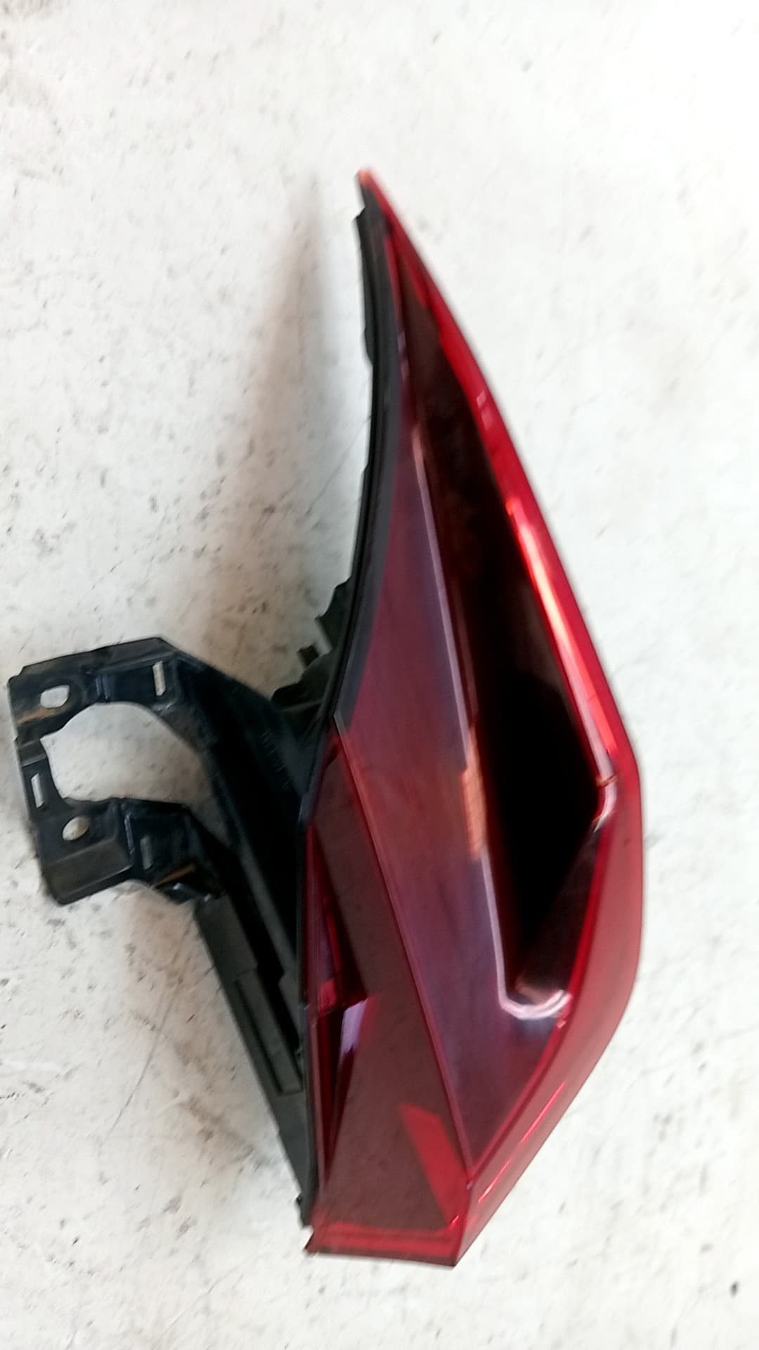 Piloto trasero derecho LEXUS UX 3