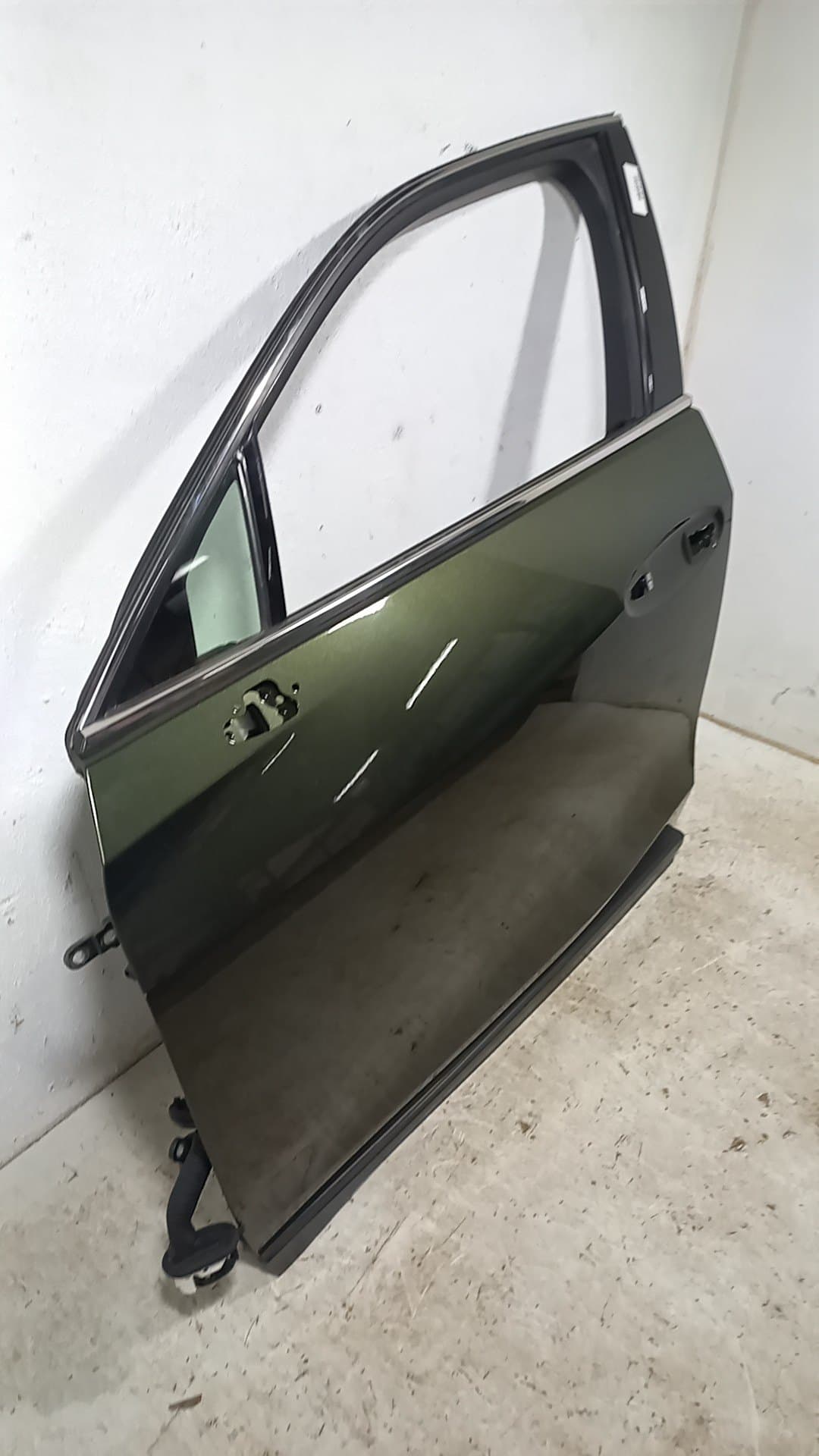 Puerta delantera izquierda LEXUS UX 4