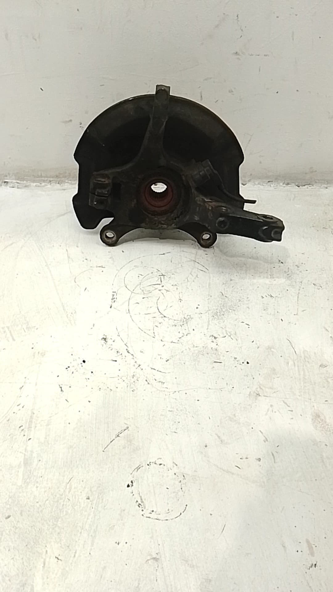 Mangueta delantera izquierda SUZUKI SWIFT SF BERLINA (EA) 2