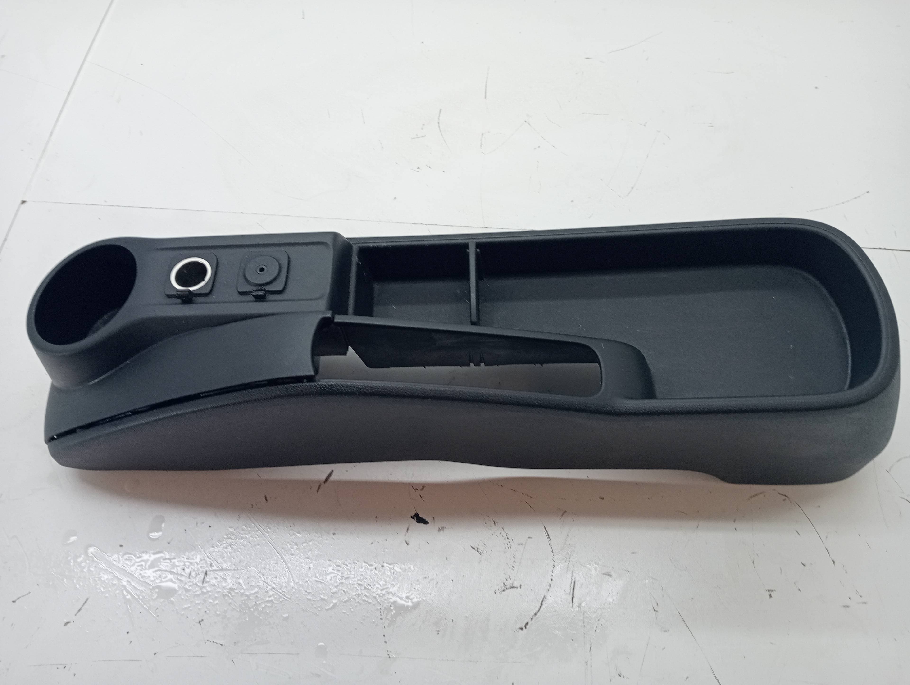 Consola central MAZDA 2 LIM