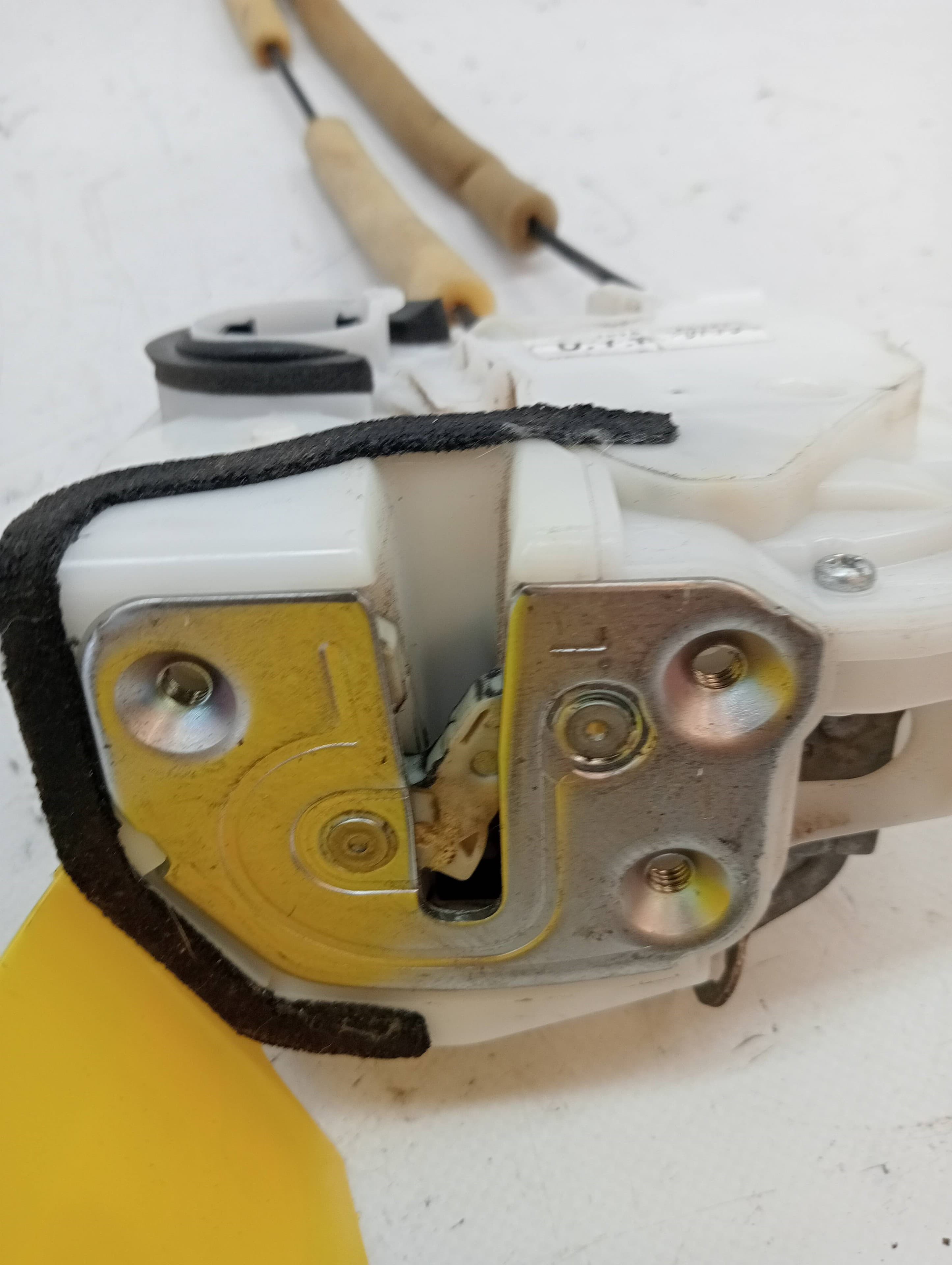 Cerradura puerta delantera izquierda MAZDA 2 LIM 2