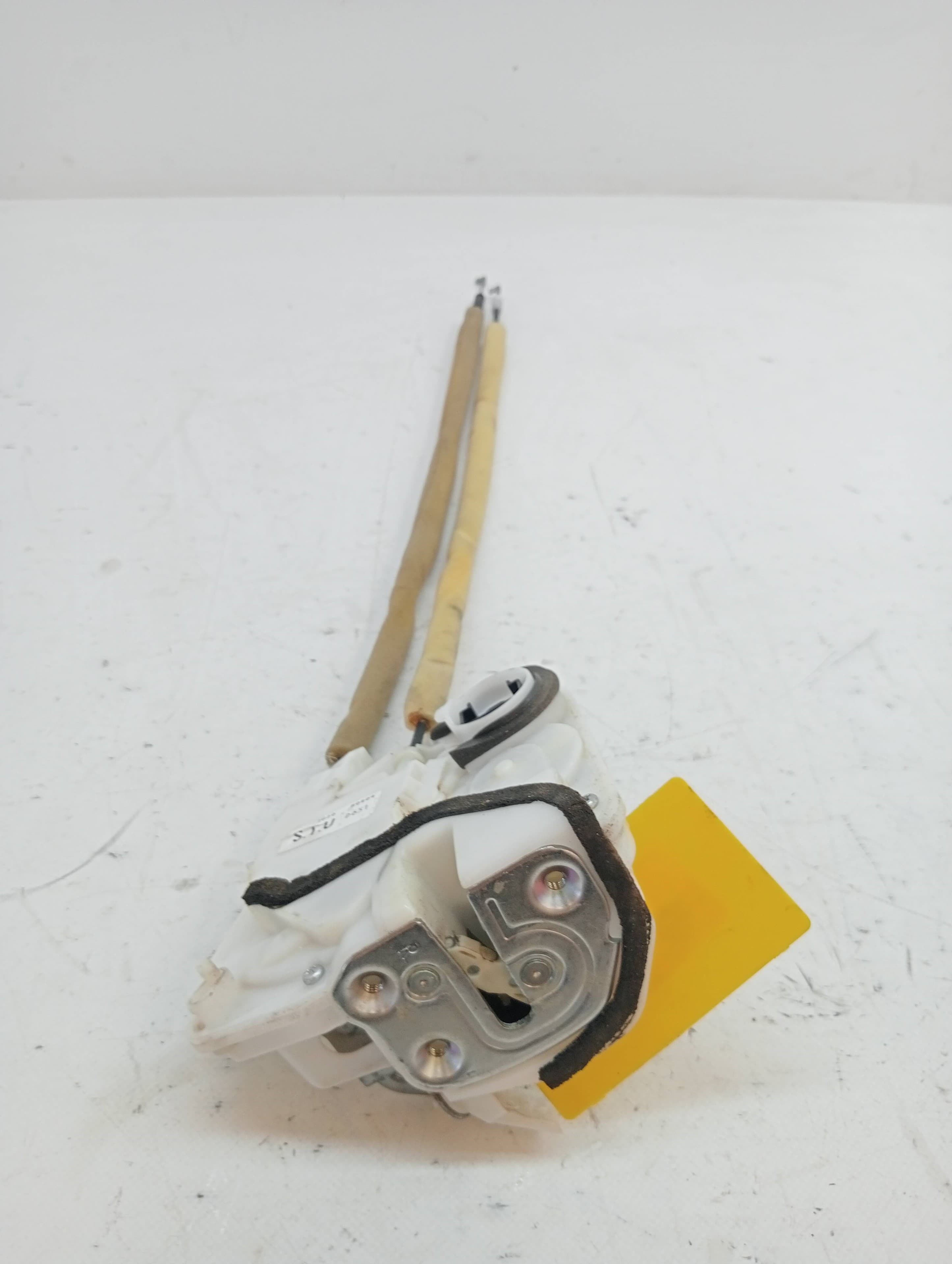 Cerradura puerta trasera derecha MAZDA 2 LIM 3