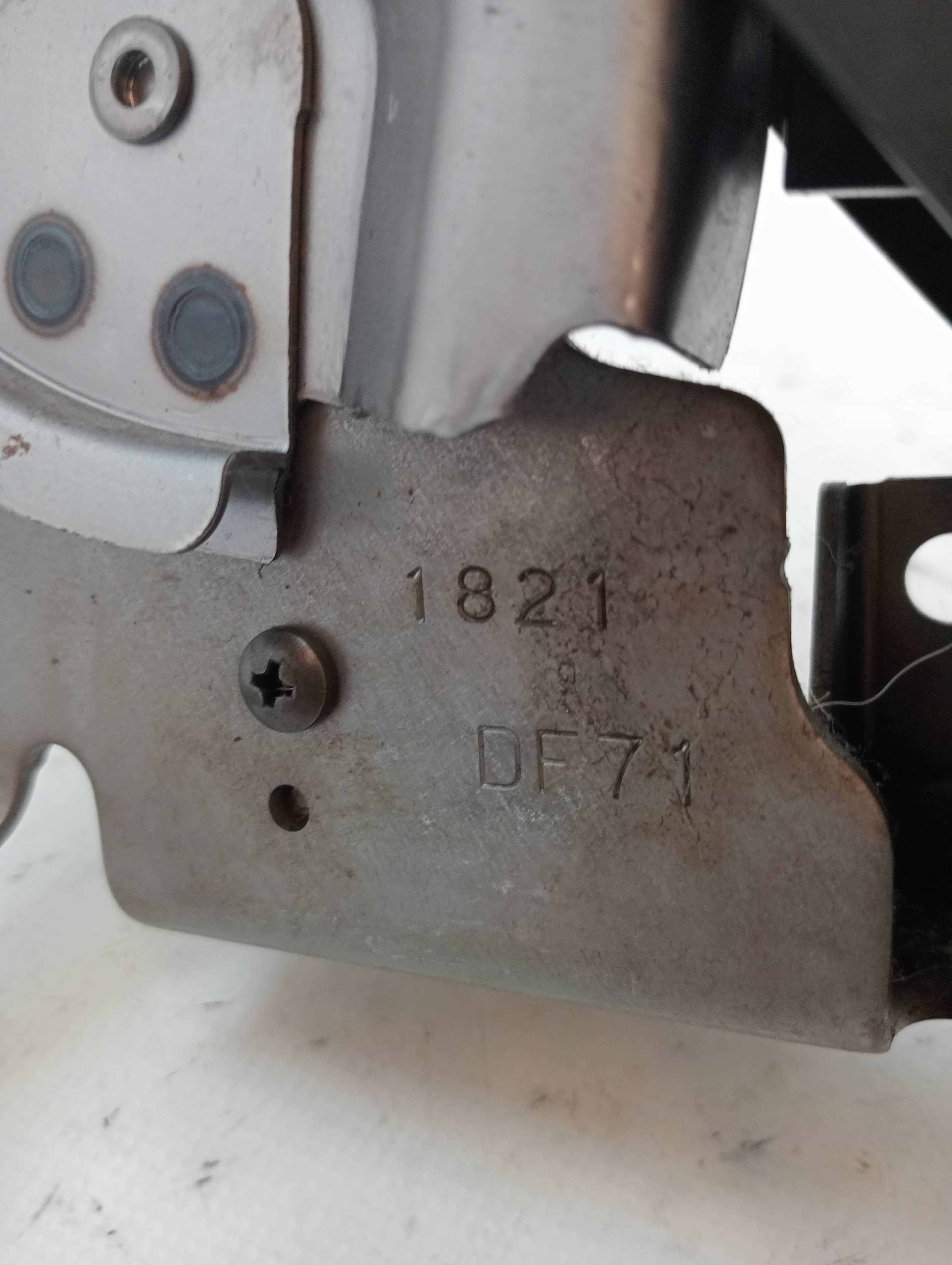 Palanca freno de mano MAZDA 2 LIM 3