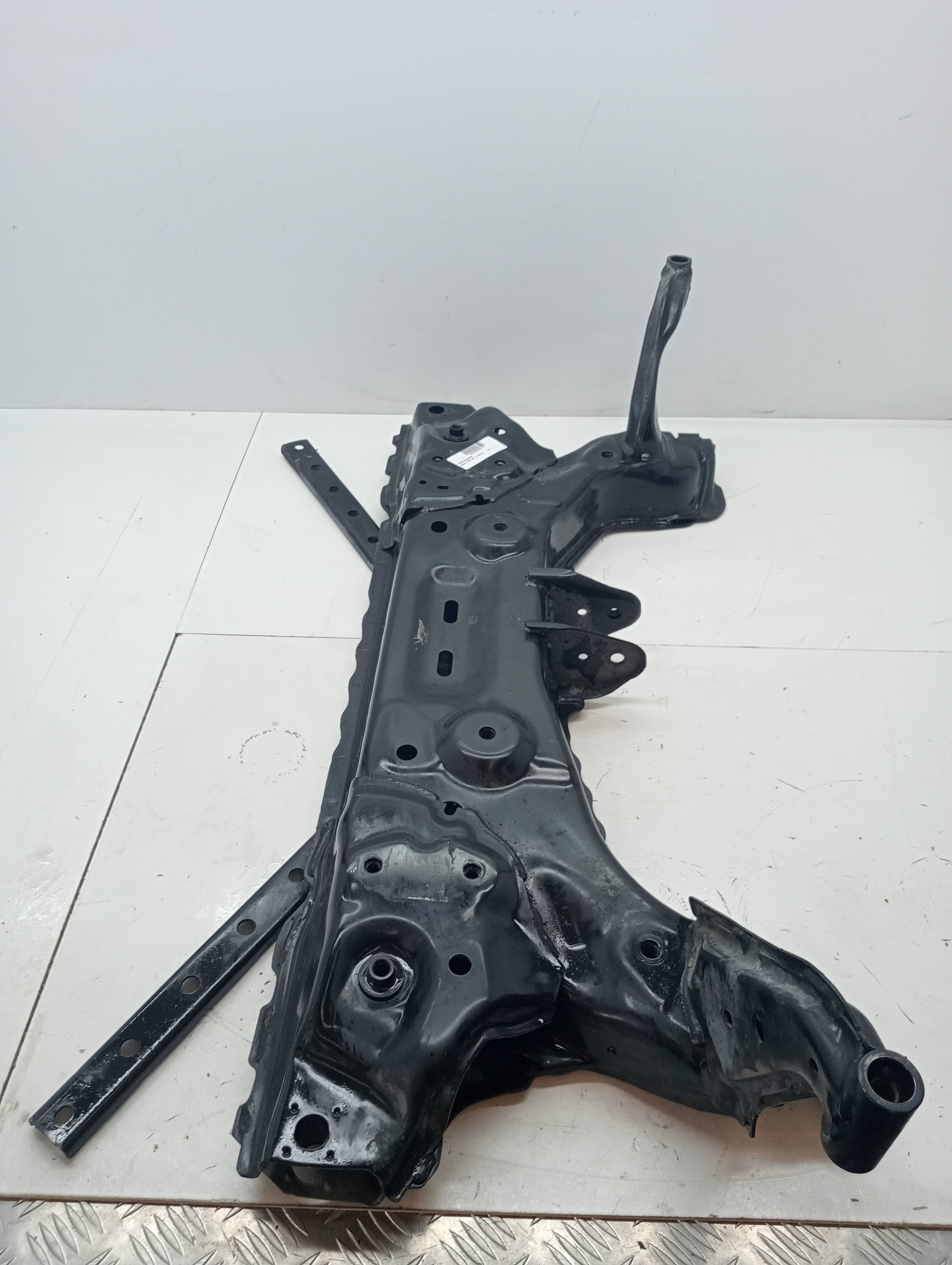 Puente delantero MAZDA 2 LIM