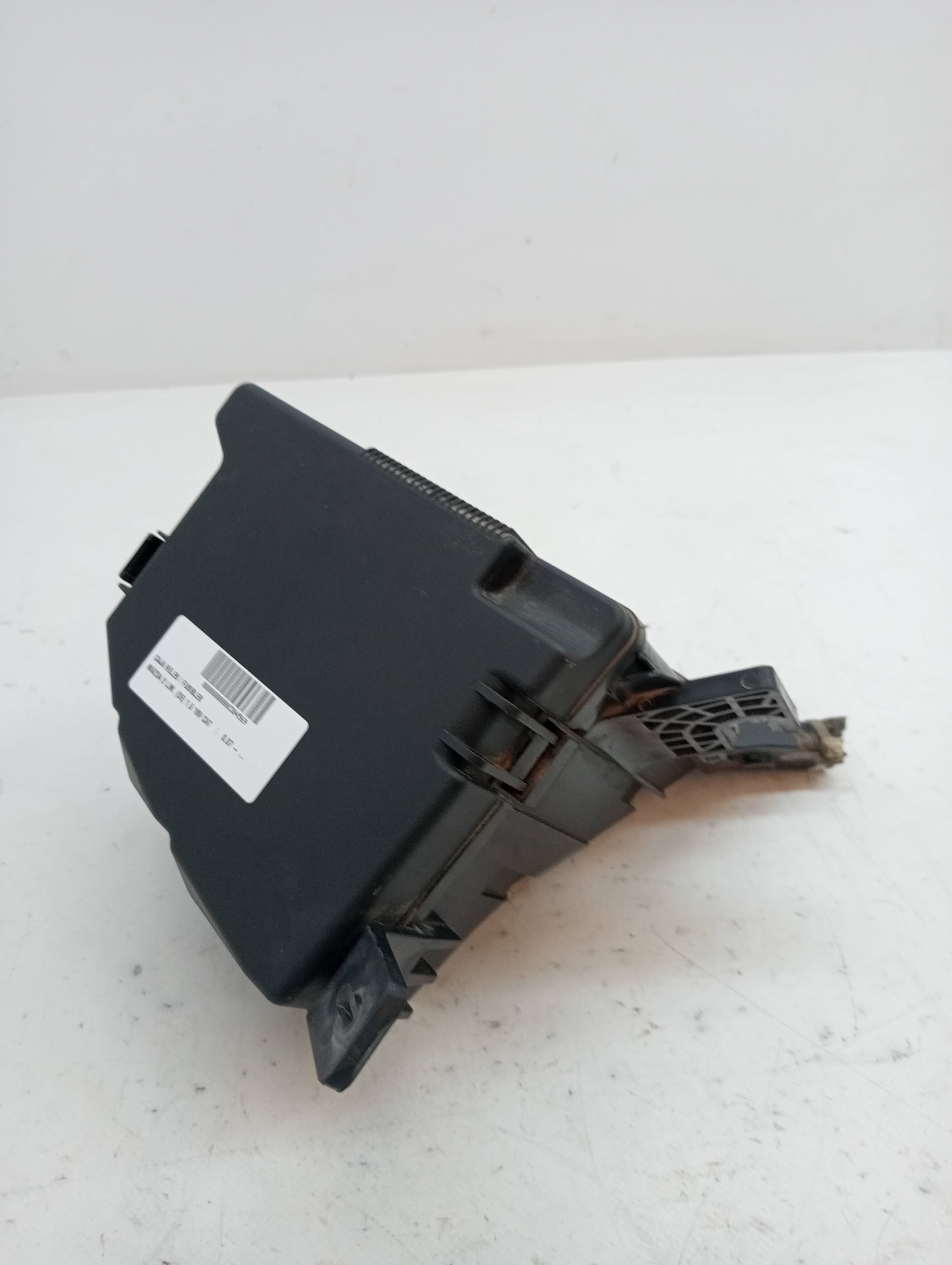 Caja reles / fusibles MAZDA 2 LIM