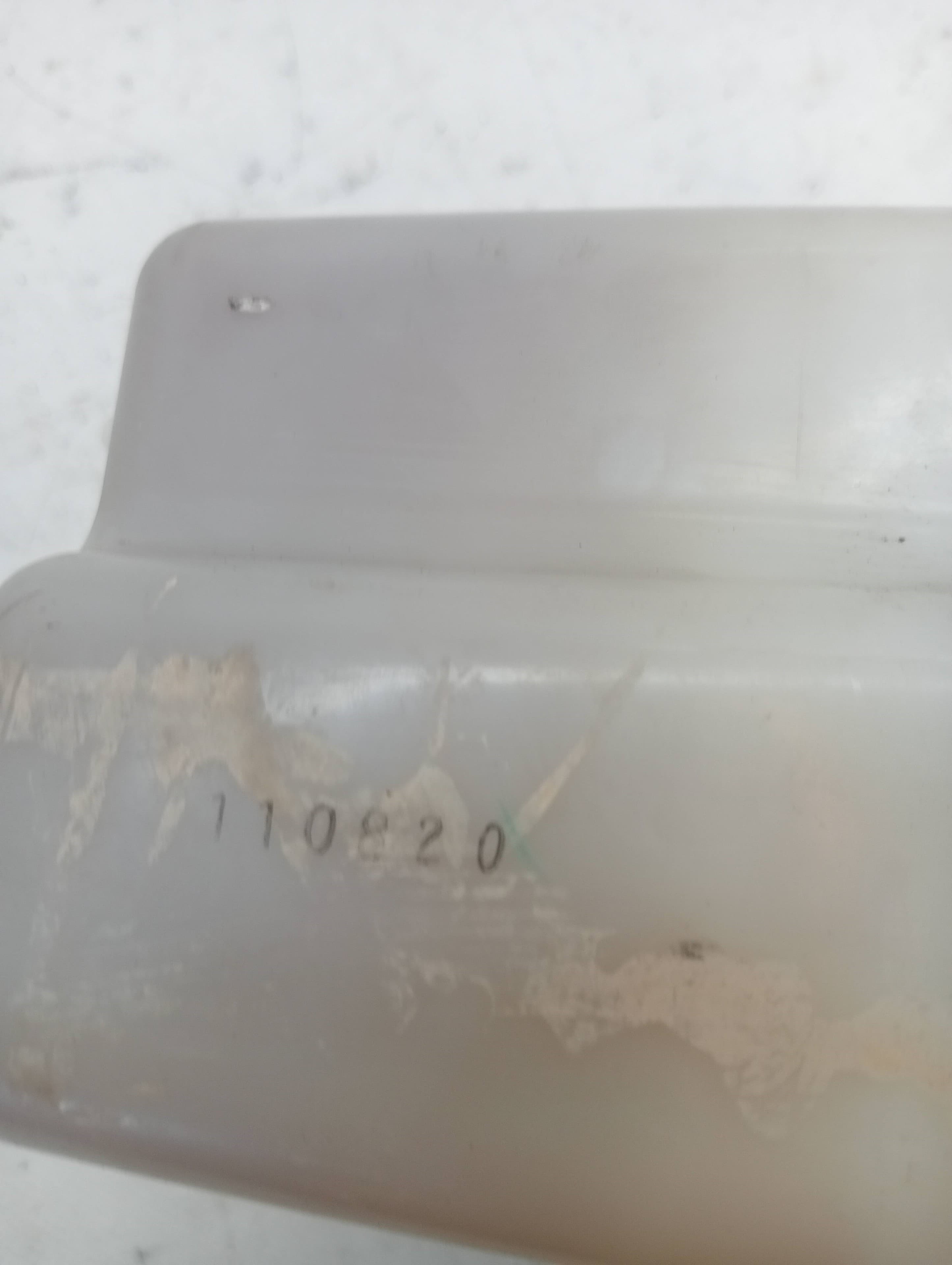 Deposito expansion MAZDA 2 LIM 4