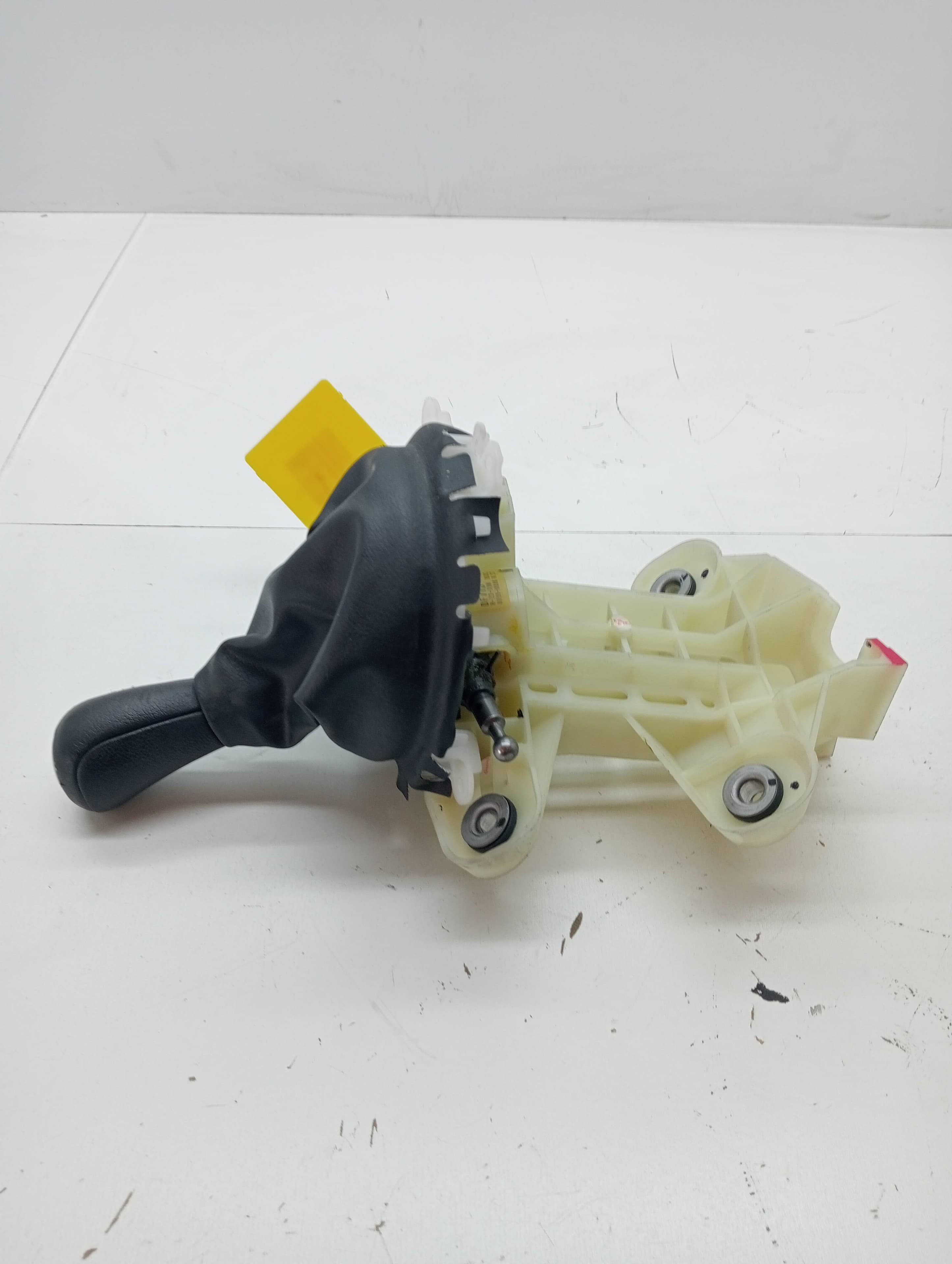 Pomo palanca cambio MAZDA 2 LIM