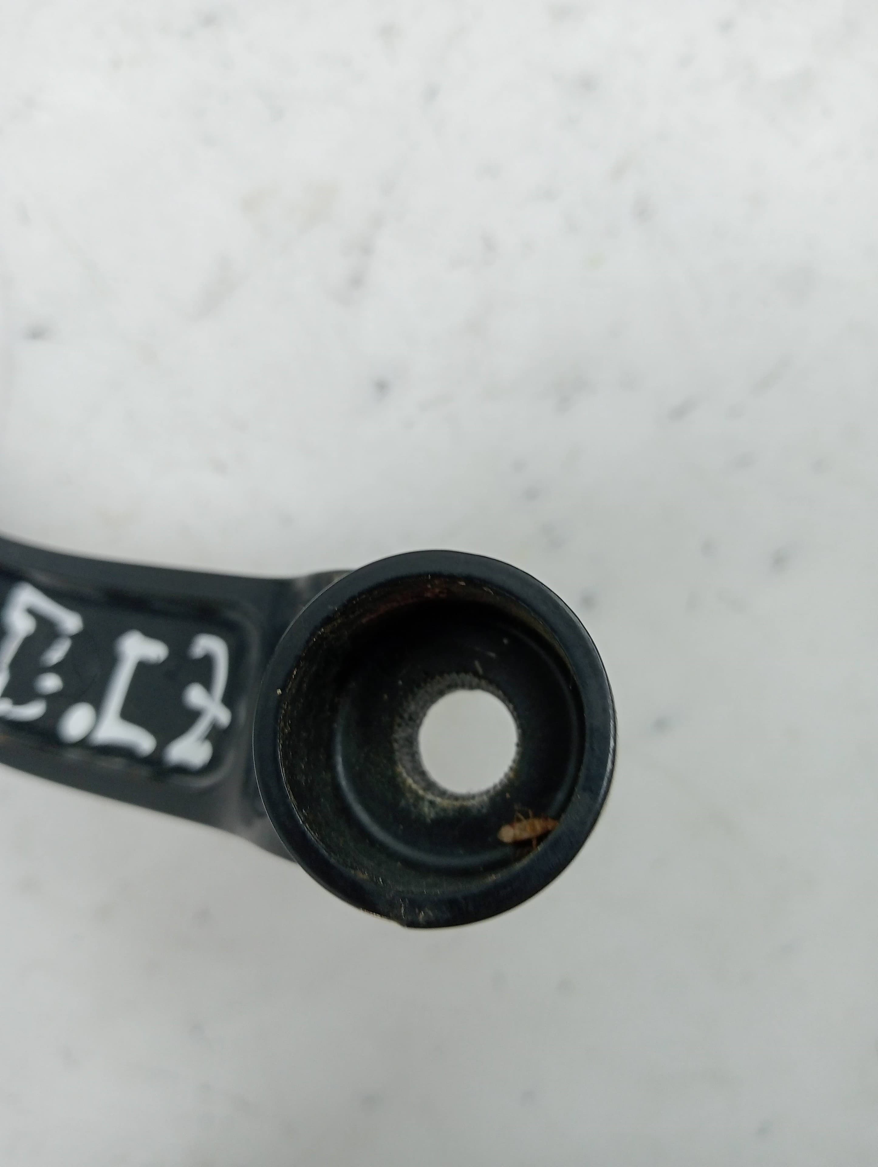 Brazo limpia delantero izquierdo MAZDA 2 LIM 2