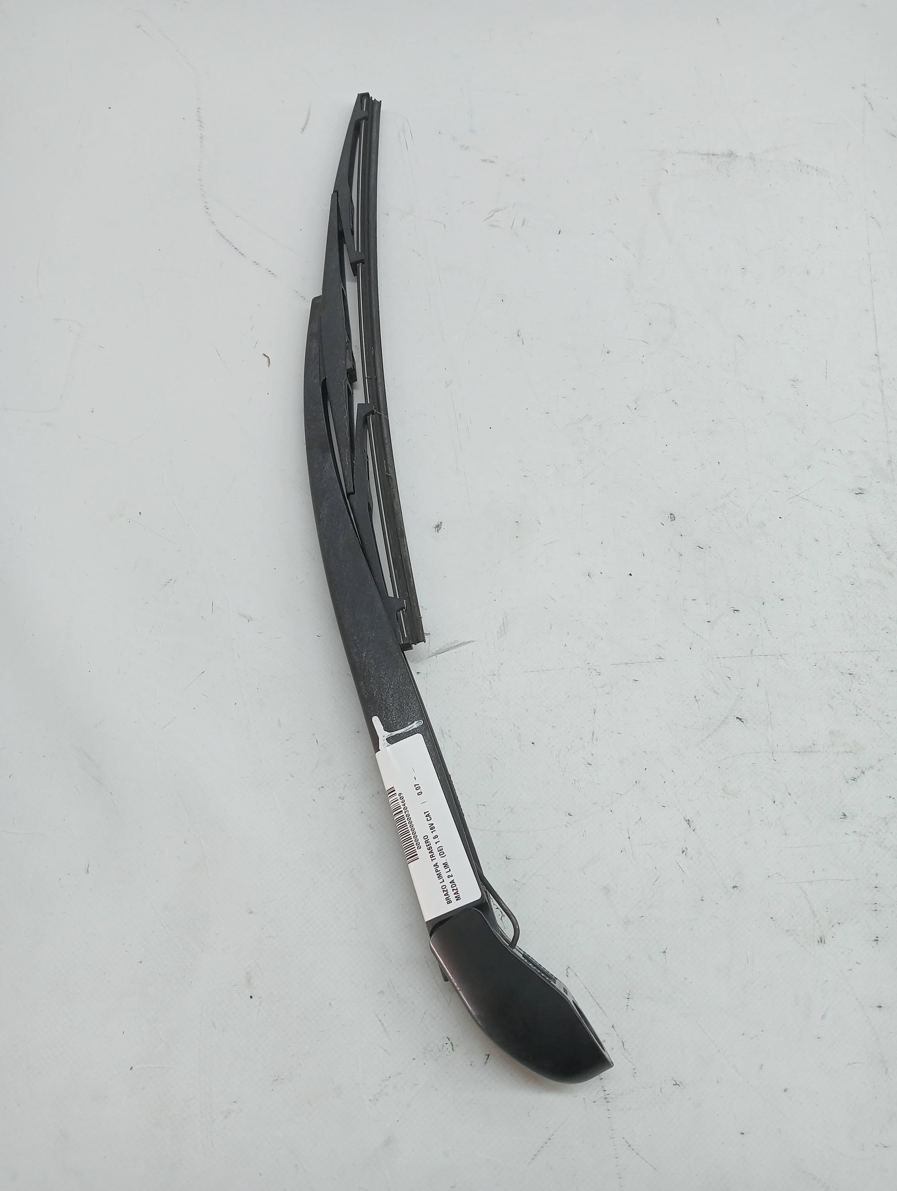 Brazo limpia trasero MAZDA 2 LIM 3