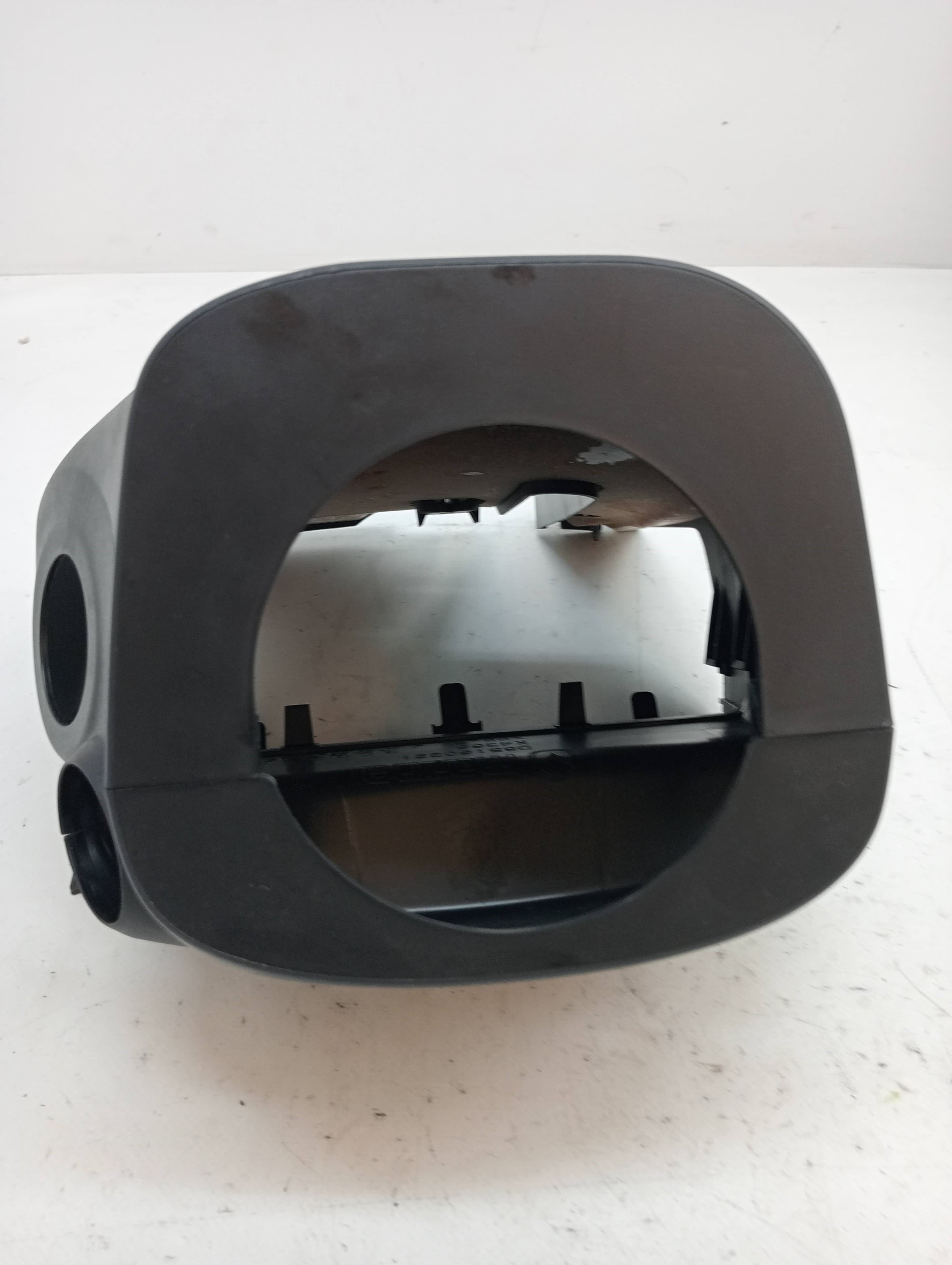 Plastico MAZDA 2 LIM 3