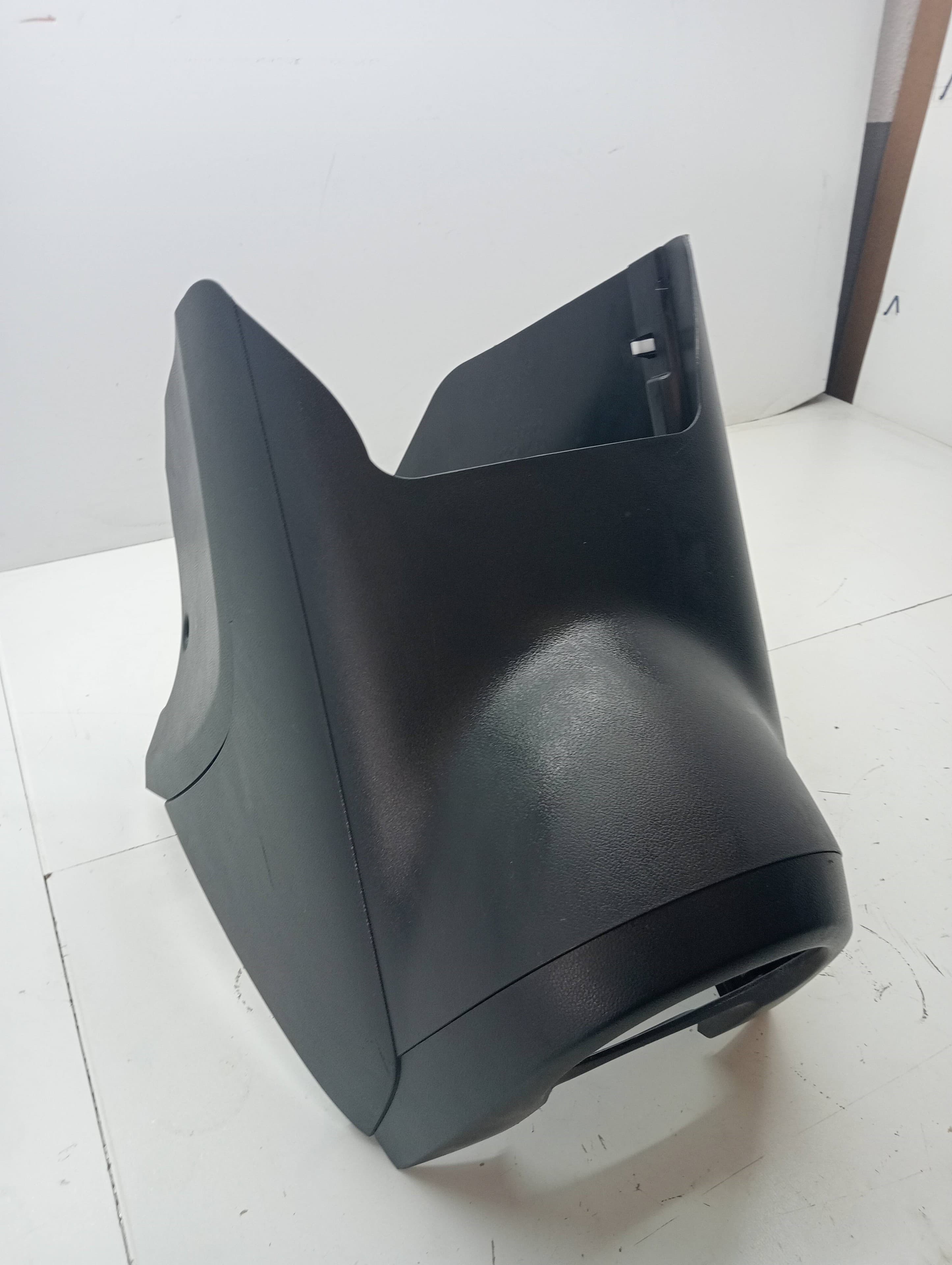Plastico MAZDA 2 LIM