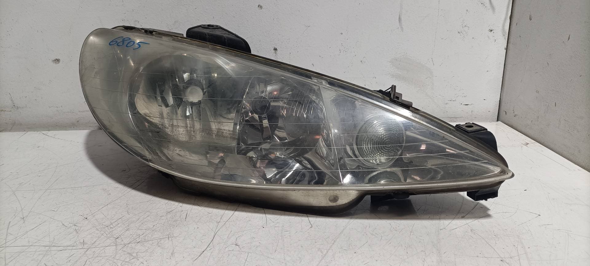 Faro derecho PEUGEOT 206 BERLINA