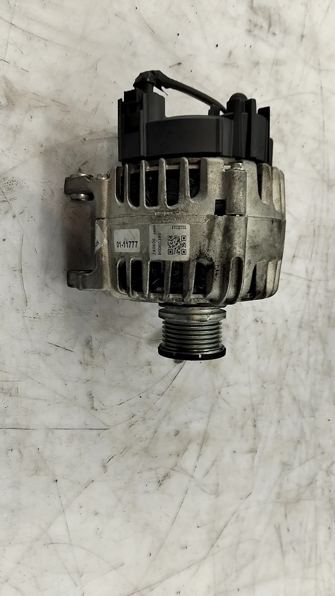 Alternador VOLKSWAGEN GOLF VII LIM. 3
