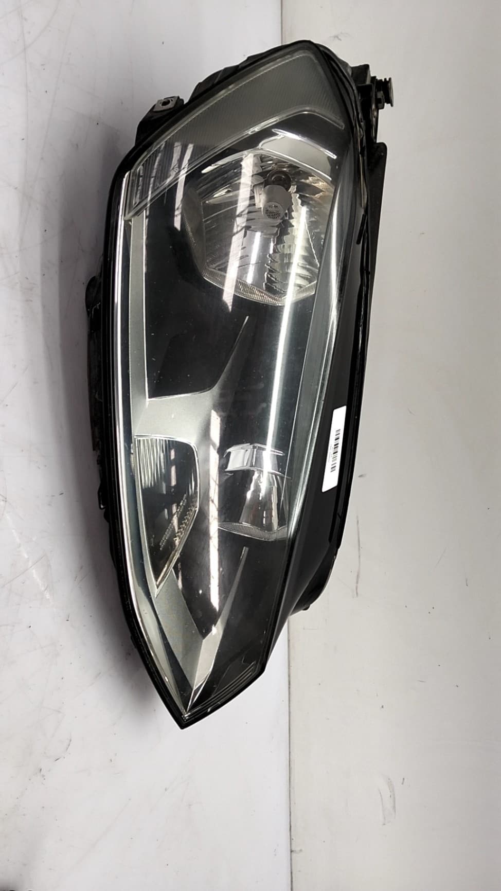 Faro derecho VOLKSWAGEN GOLF VII LIM.
