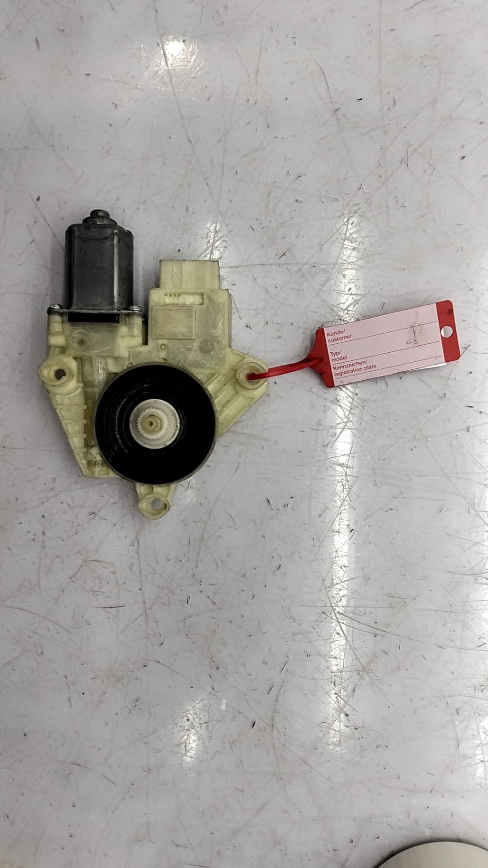 Motor elevalunas trasero izquierdo VOLKSWAGEN GOLF VII LIM. 3