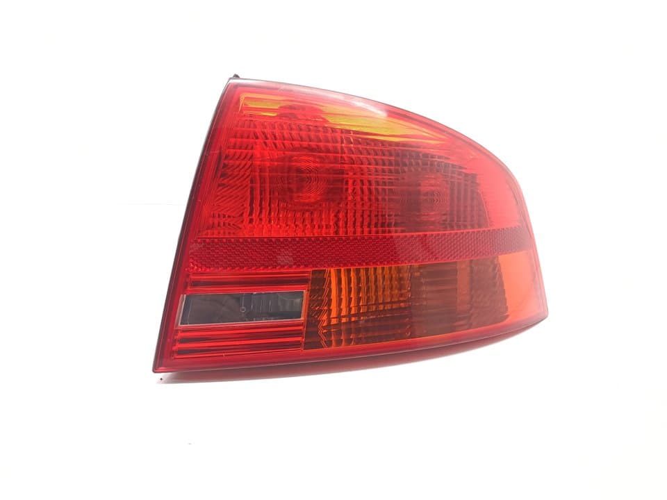 Piloto trasero derecho AUDI A4 BERLINA (8E)