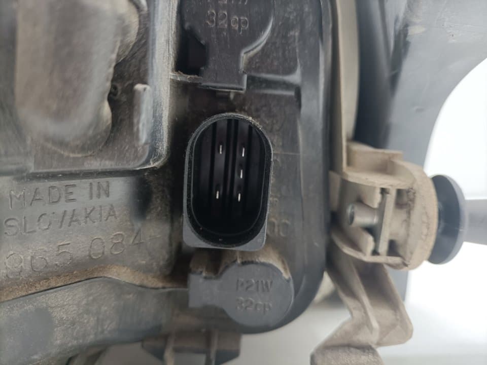 Piloto trasero derecho AUDI A4 BERLINA (8E) 2