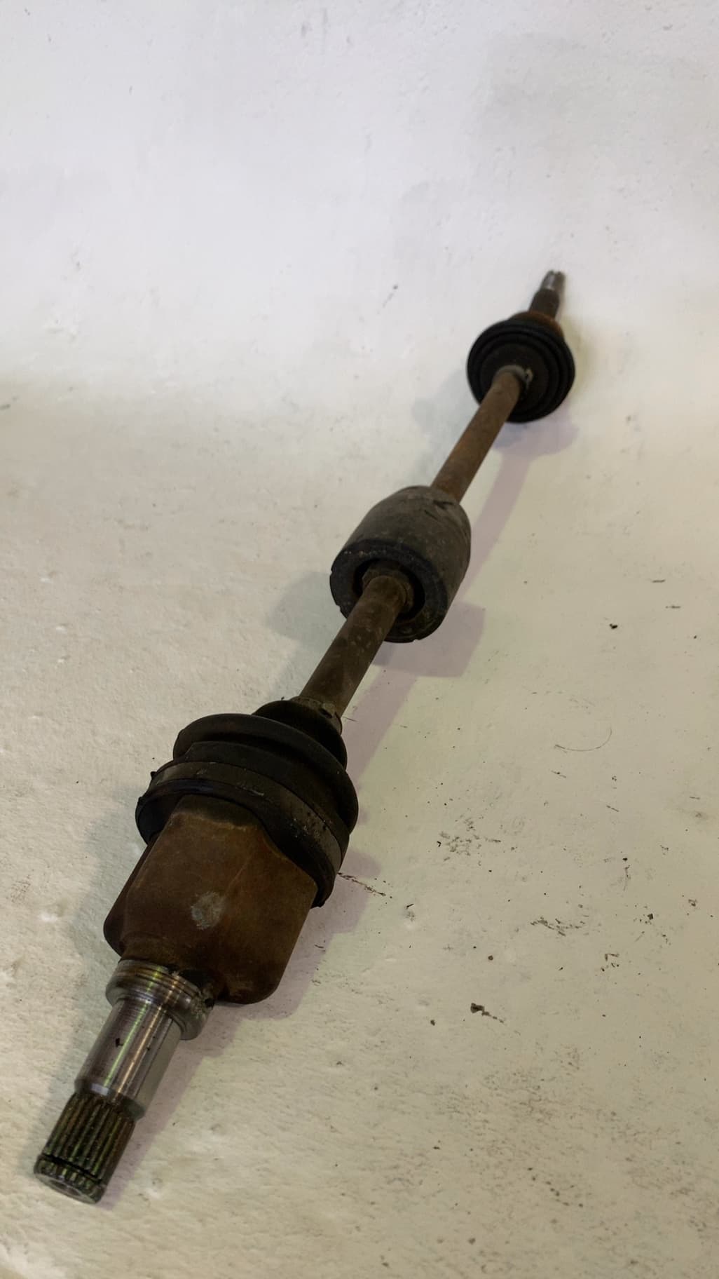 Transmision delantera derecha FORD KA (CCQ)