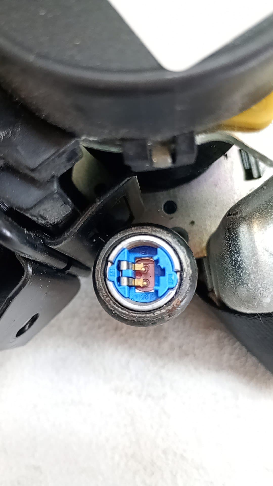 Cinturon seguridad delantero derecho RENAULT CAPTUR 2