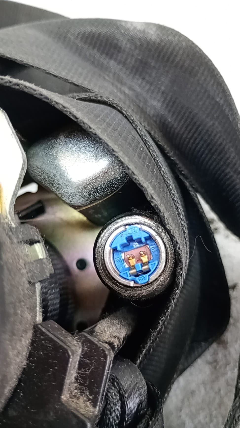 Cinturon seguridad delantero izquierdo RENAULT CAPTUR 3