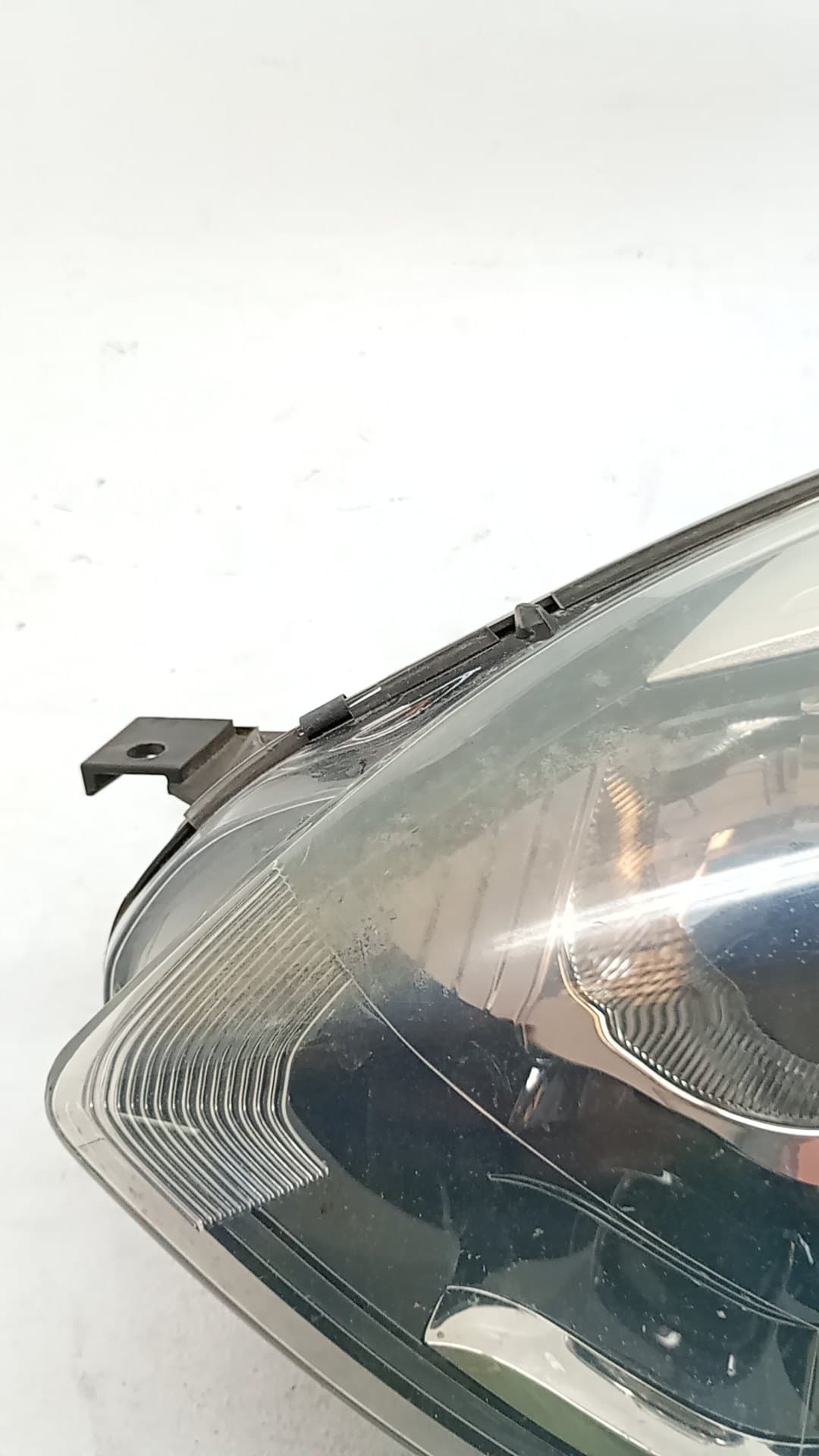 Faro izquierdo RENAULT CAPTUR 4