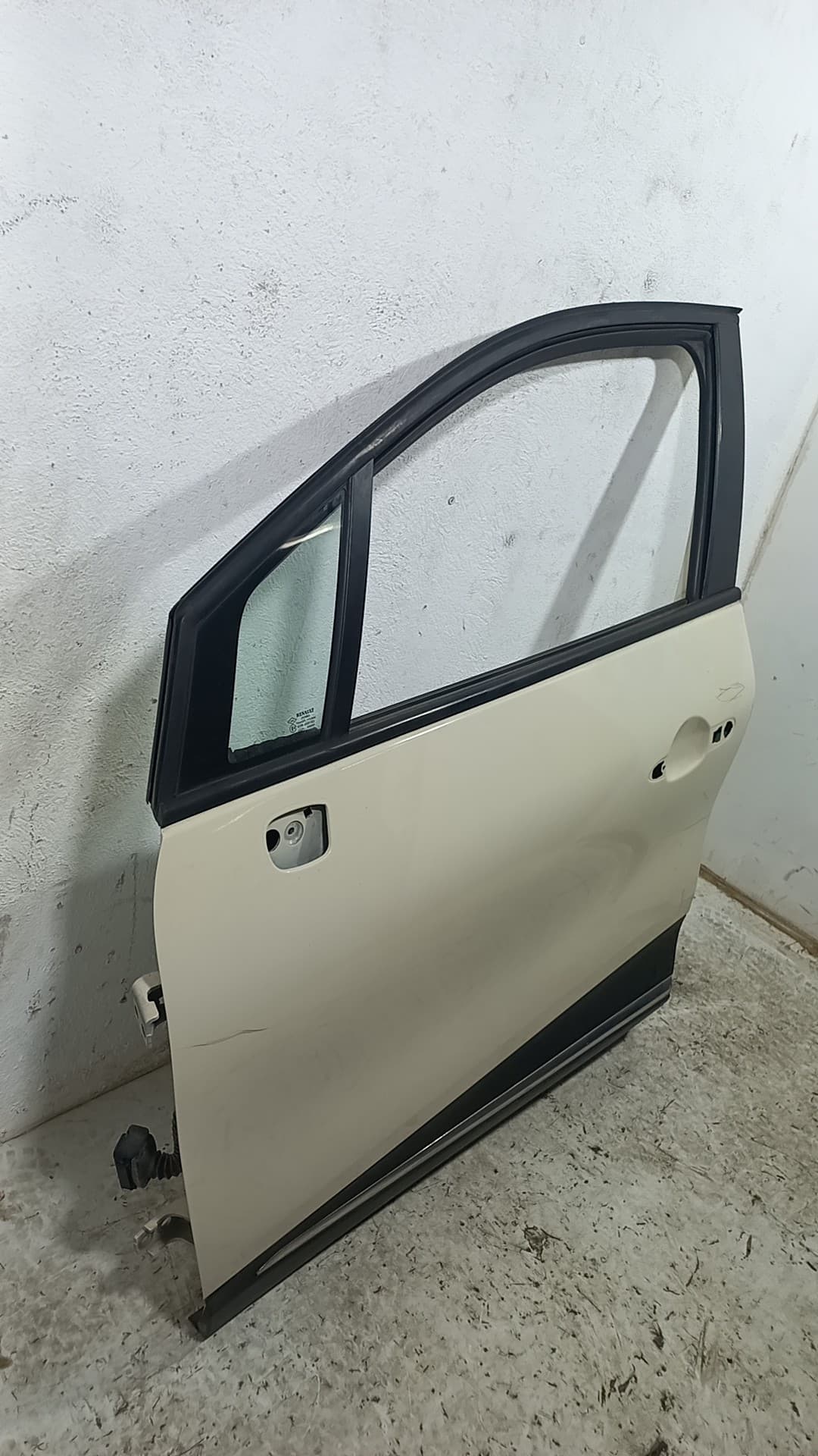 Puerta delantera izquierda RENAULT CAPTUR 3