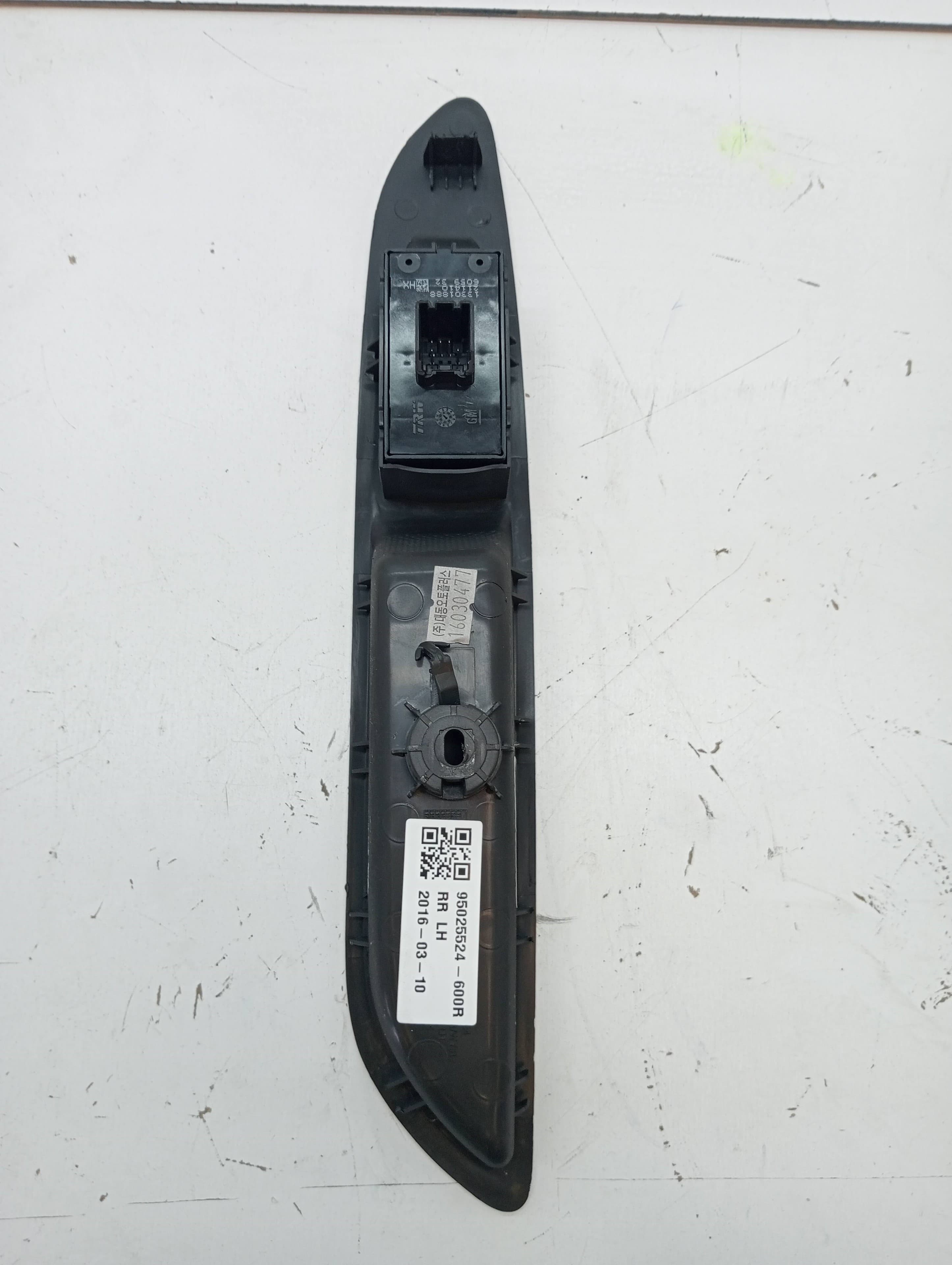 Mando elevalunas trasero izquierdo OPEL MOKKA / MOKKA X (J13) 2