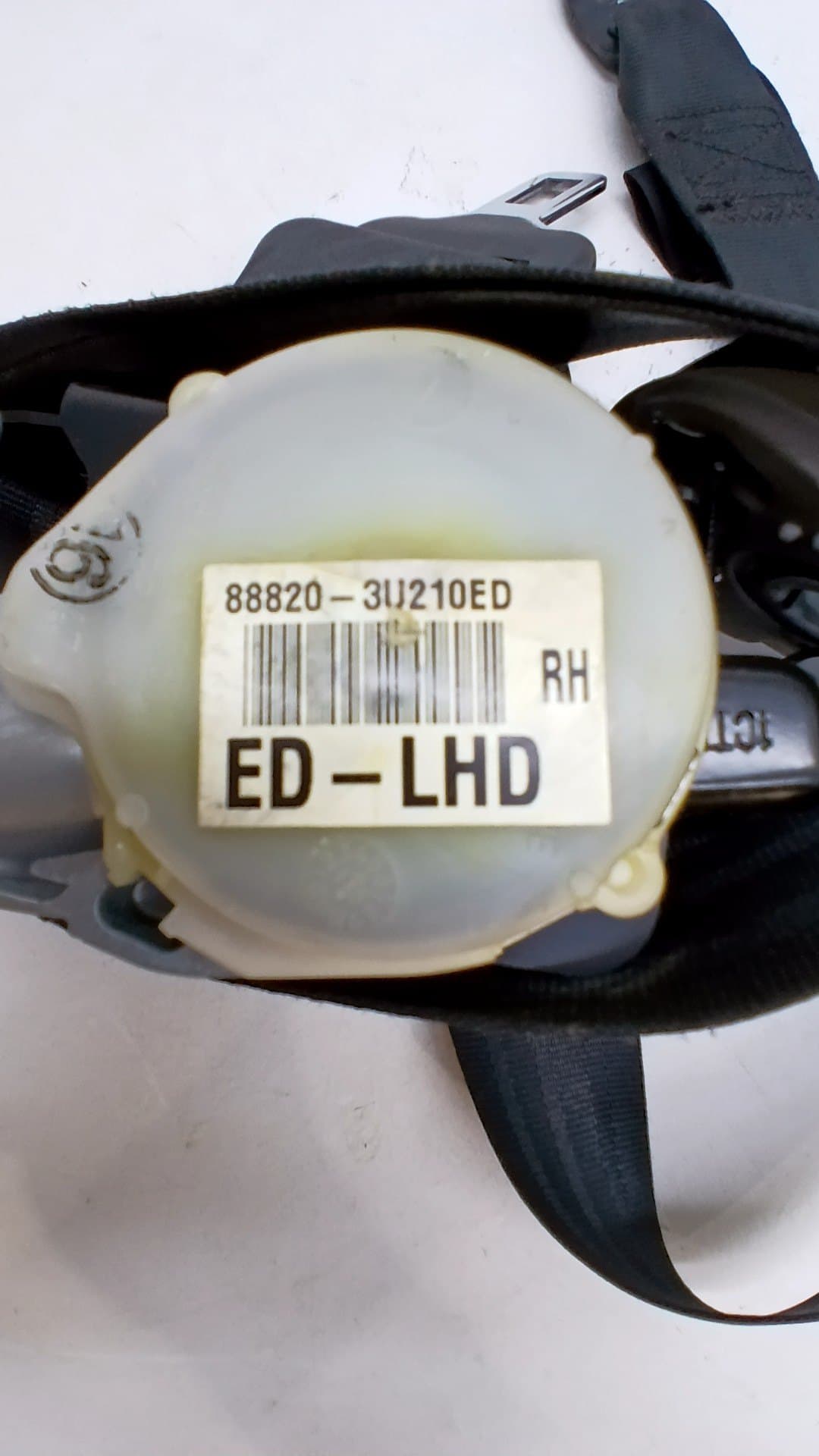 Cinturon seguridad delantero derecho KIA SPORTAGE III (SL) 2
