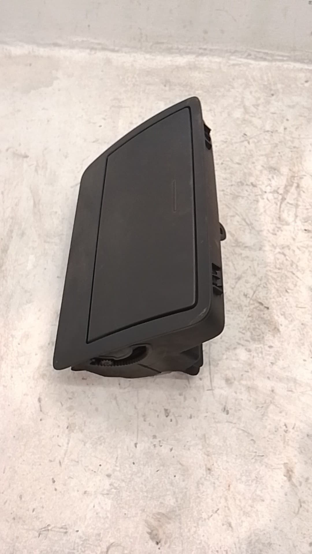 Pantalla multifuncion AUDI Q3 (8U) 2