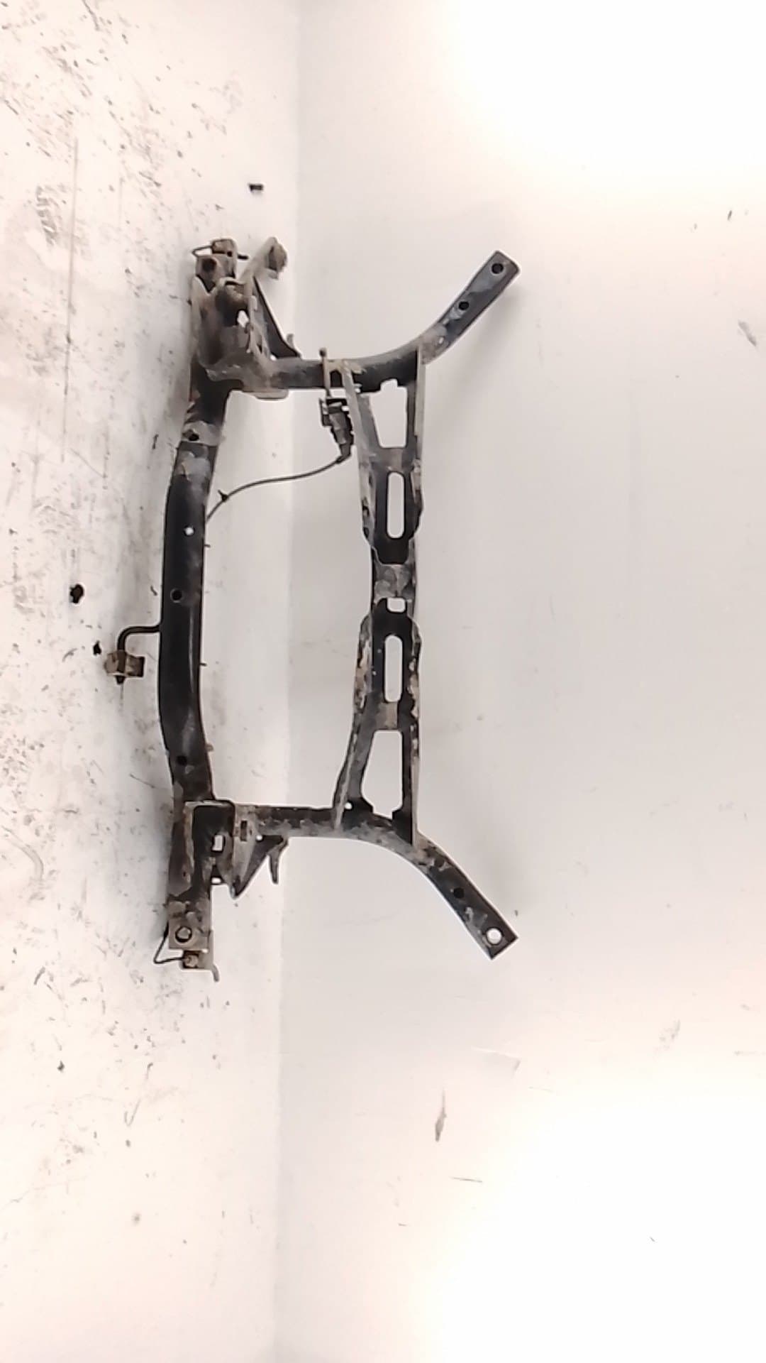 Puente trasero AUDI Q3 (8U)