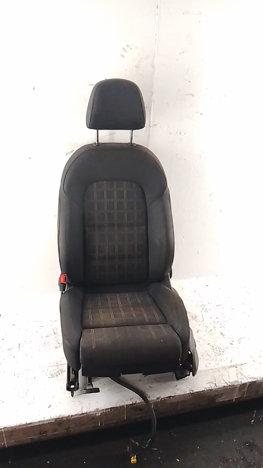 Asiento delantero izquierdo AUDI Q3 (8U)